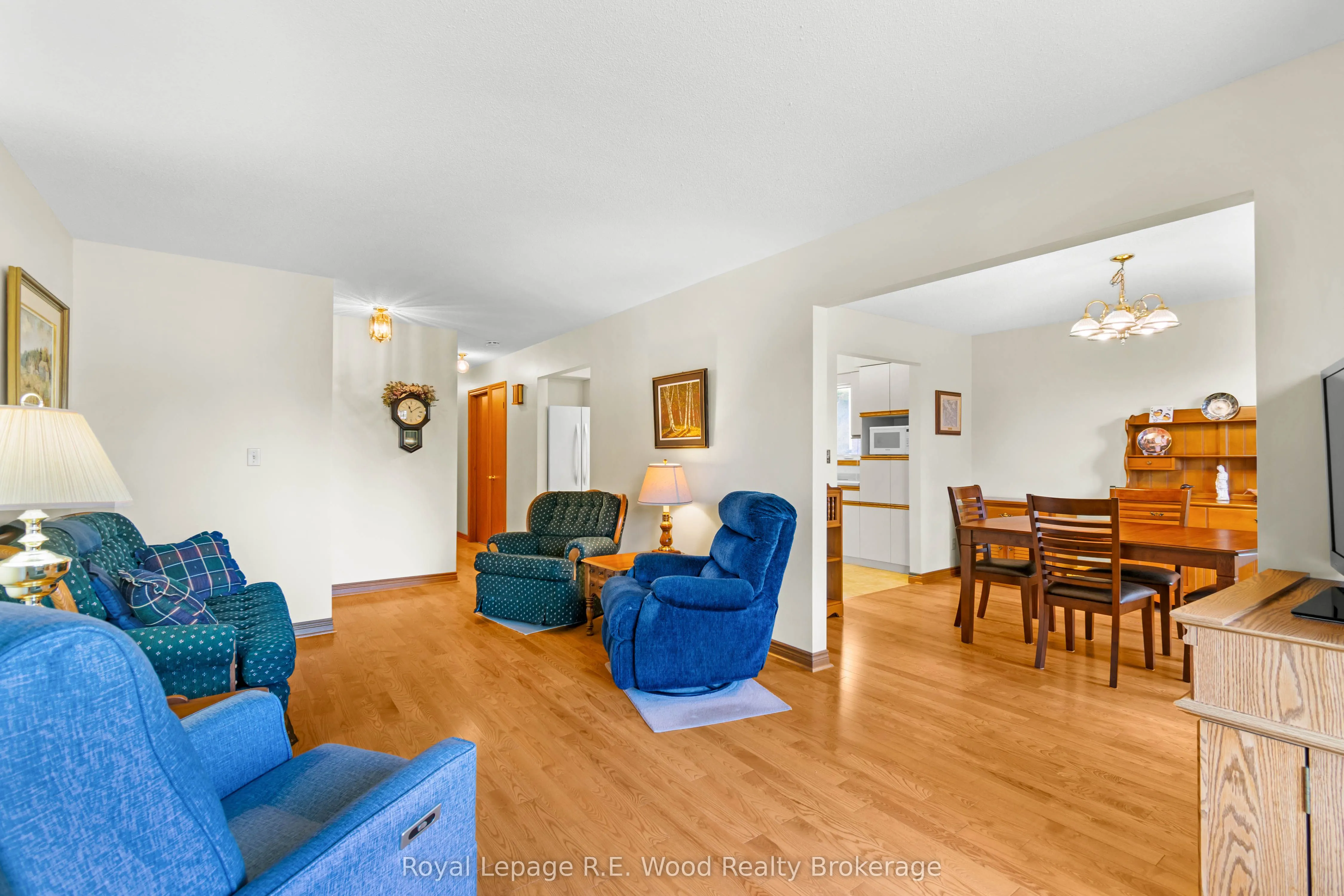 38 Denrich Avenue