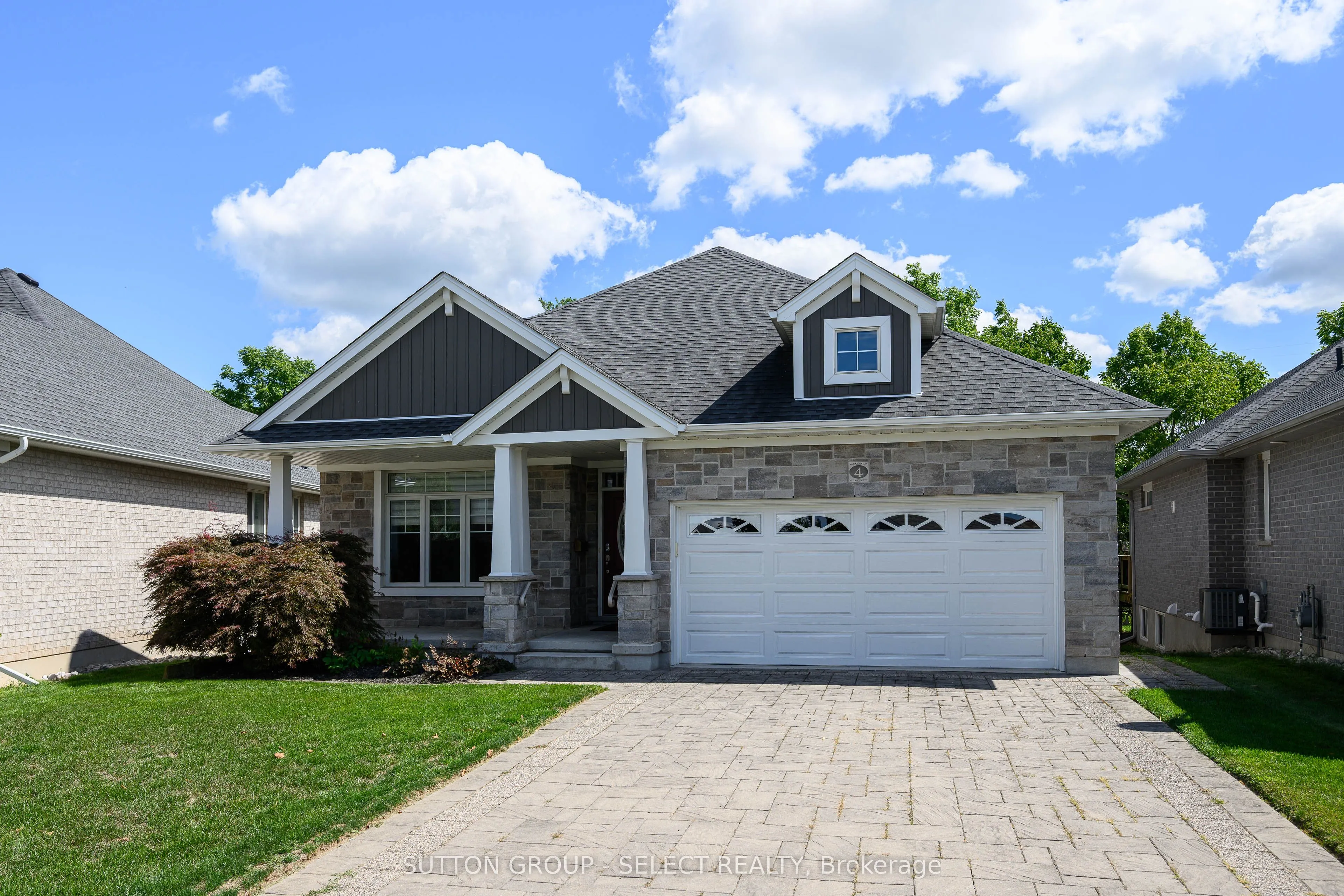 4 Deerfield Court