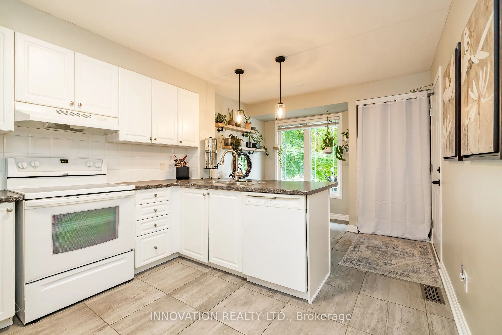 452 Hillsboro Private, #61