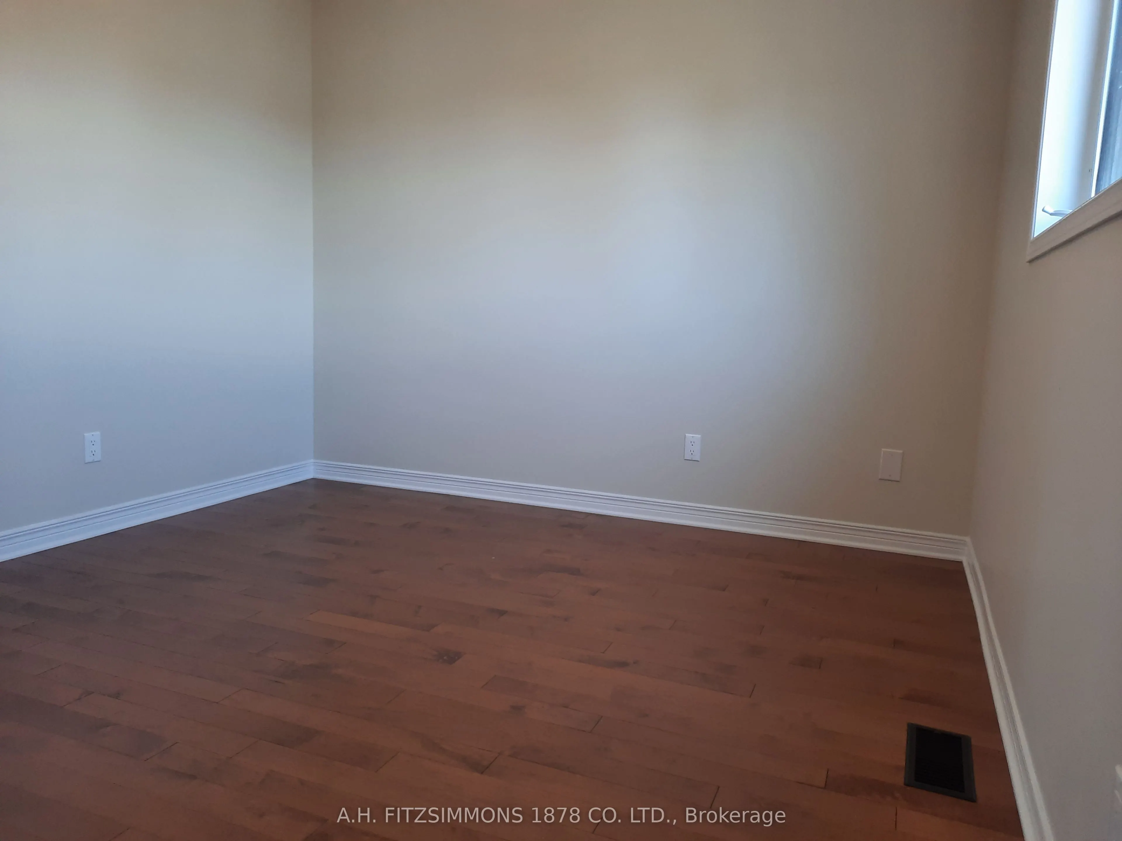 31 Burntwood Avenue