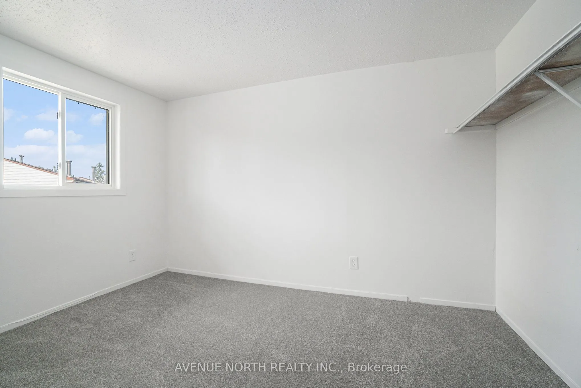 1747 Dondale St, Street, #49