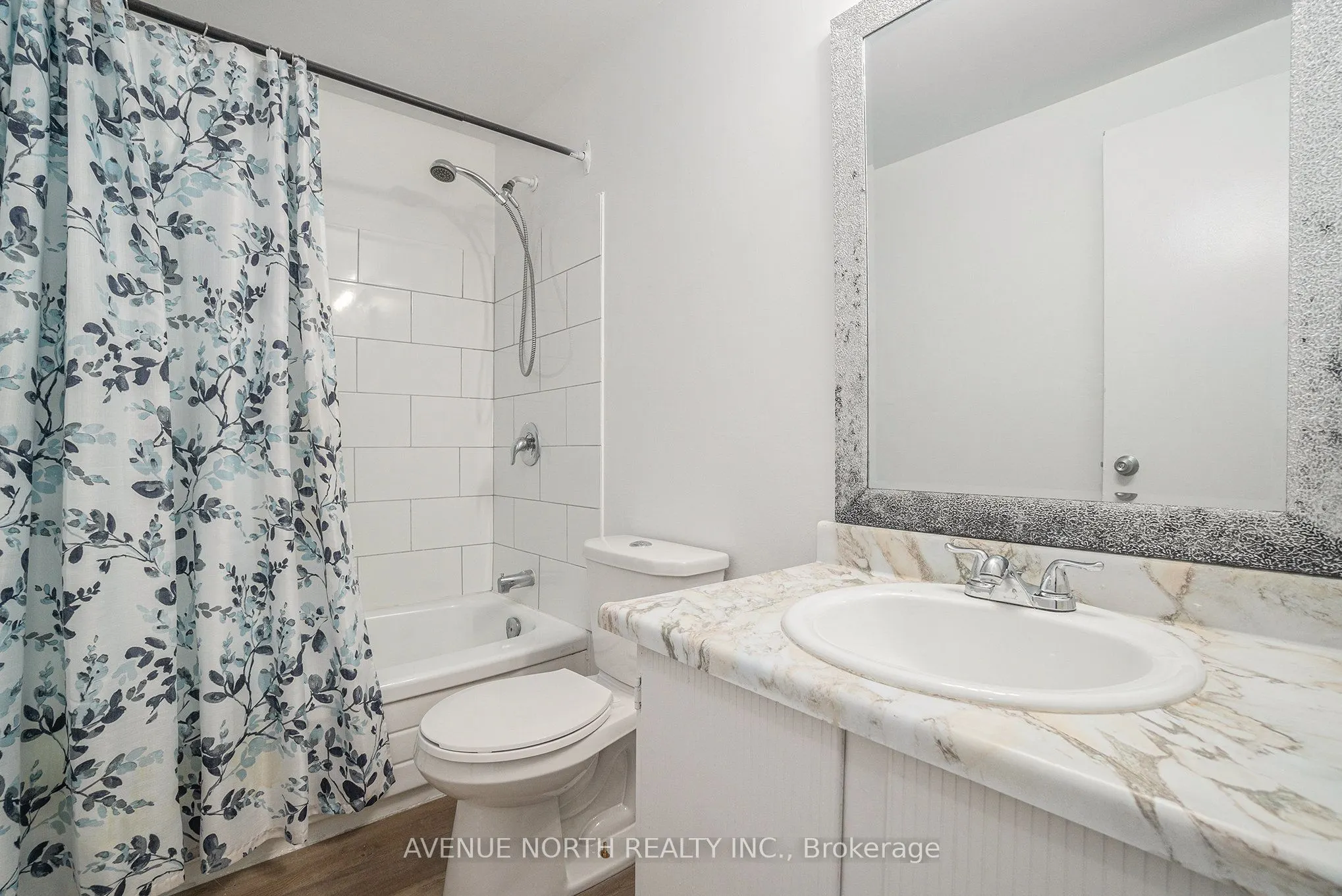 1747 Dondale St, Street, #49