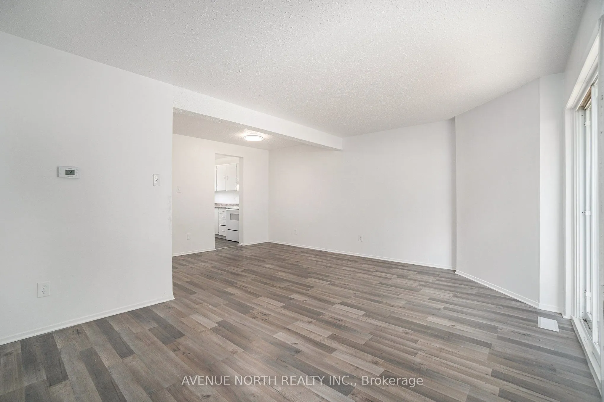 1747 Dondale St, Street, #49