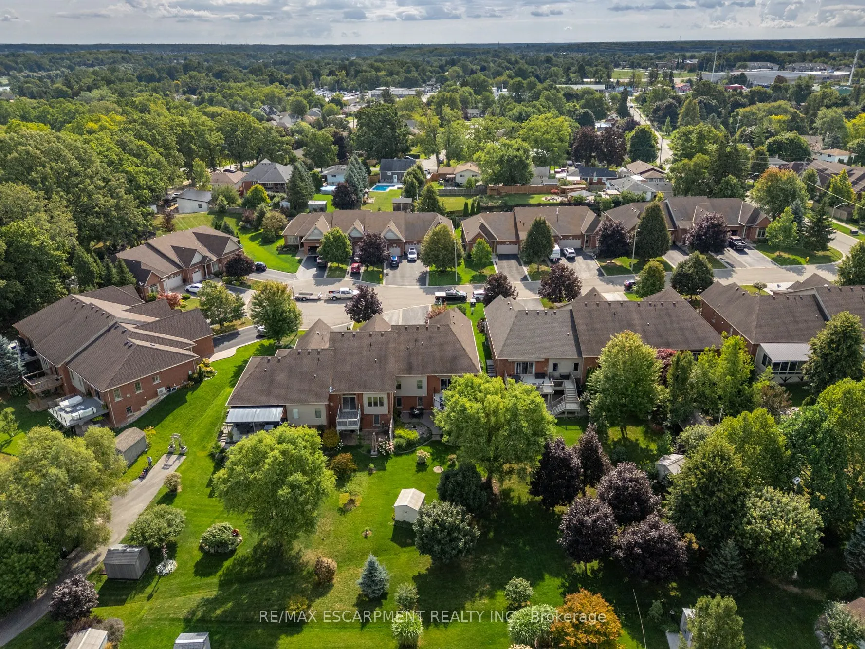 13 Iron Bridge Court