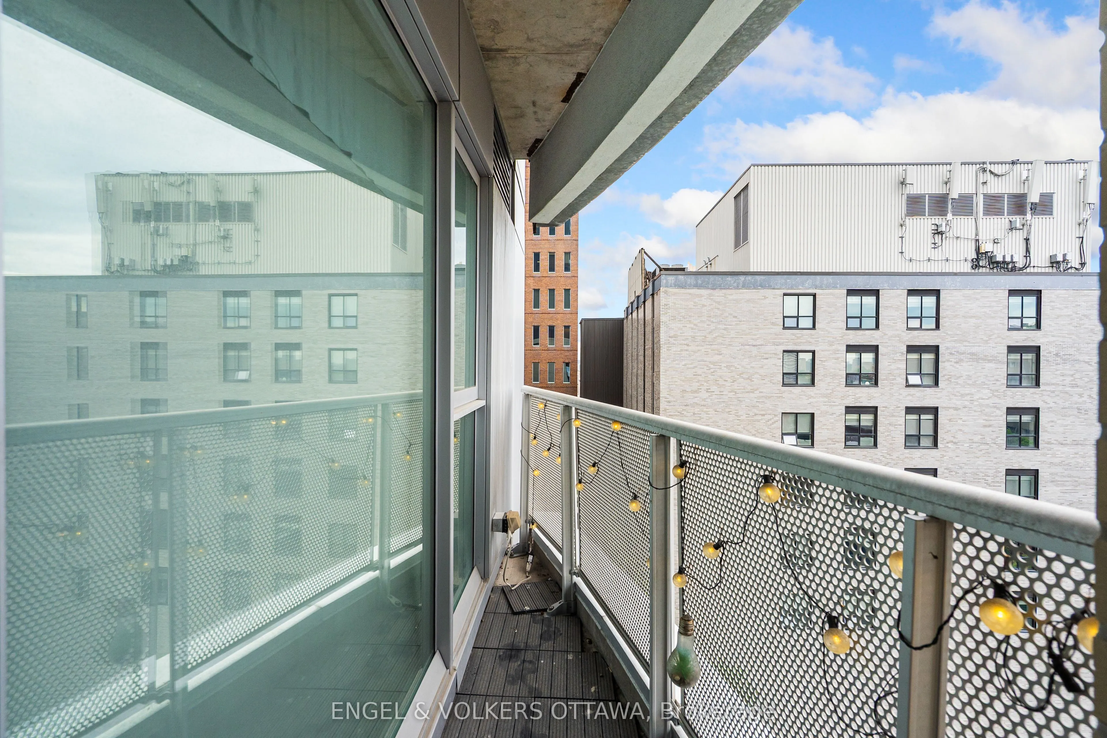40 Nepean Street, #907
