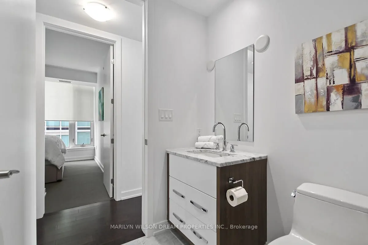 111 Champagne Avenue S, #1101