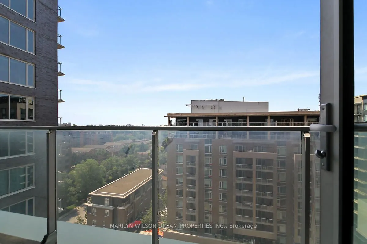 111 Champagne Avenue S, #1101