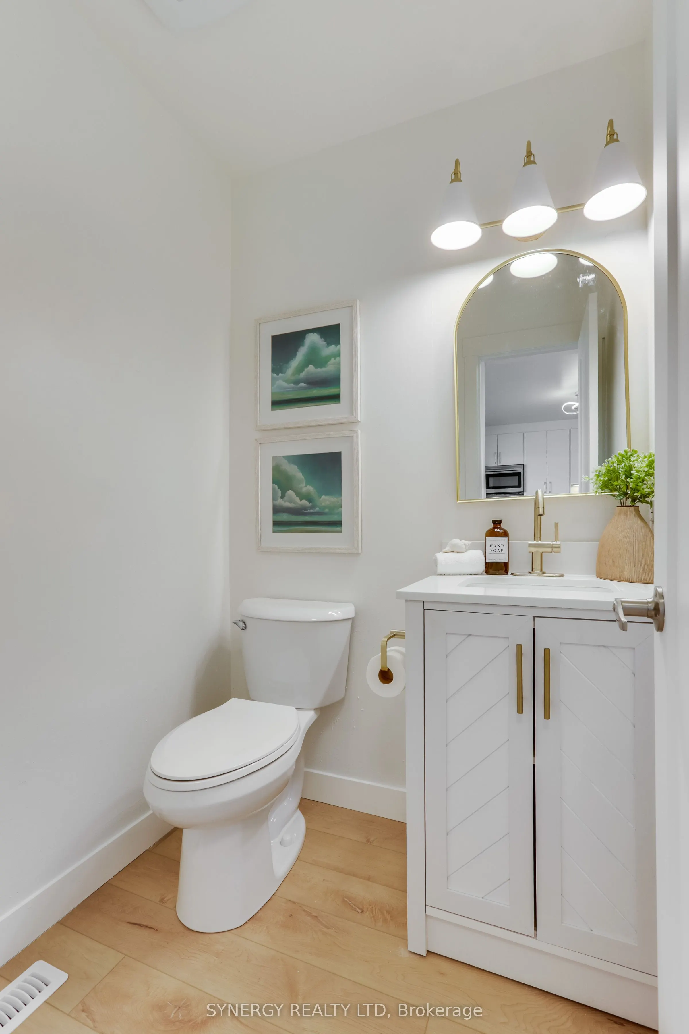 595 Third Street, #17