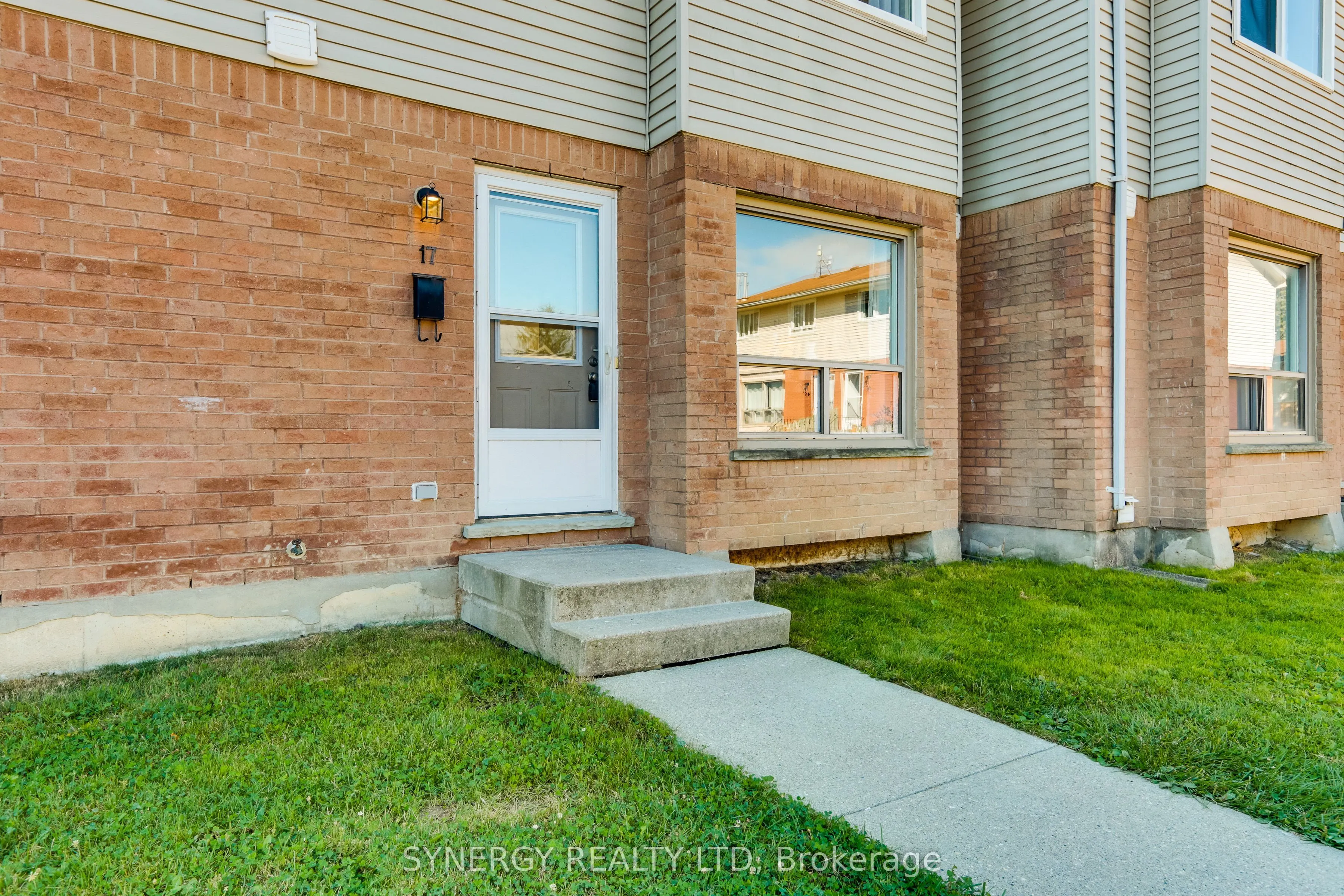 595 Third Street, #17