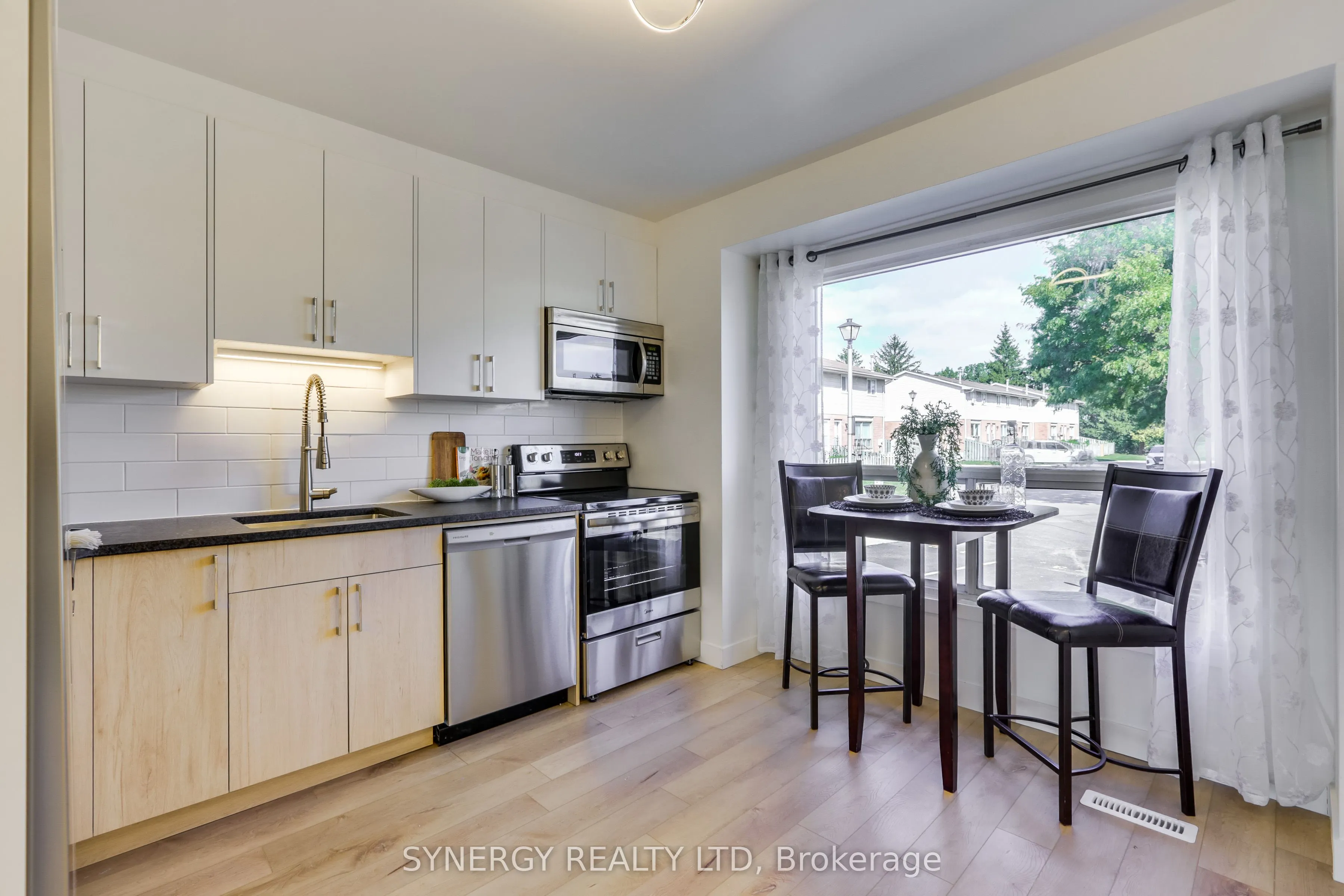 595 Third Street, #17