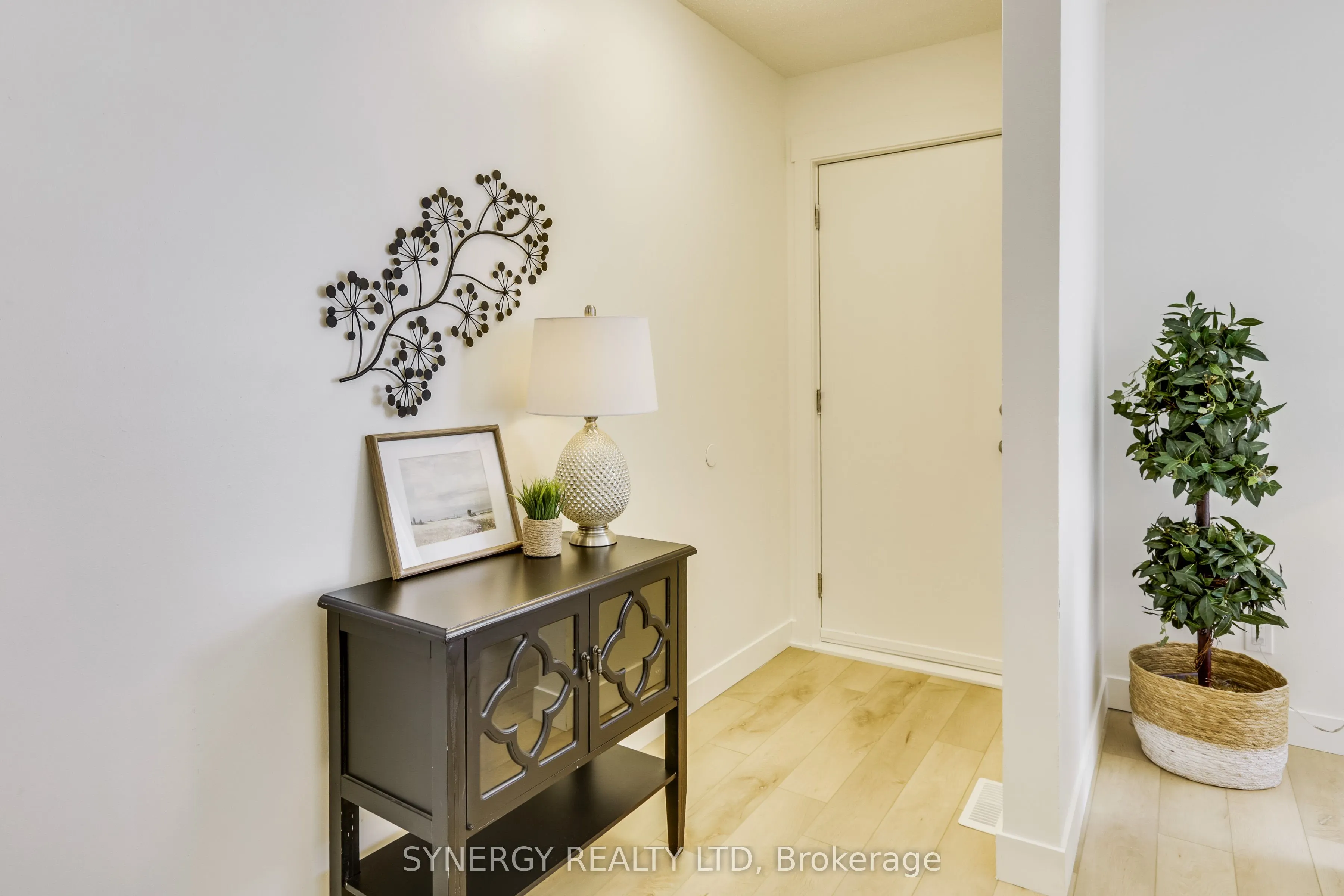 595 Third Street, #17