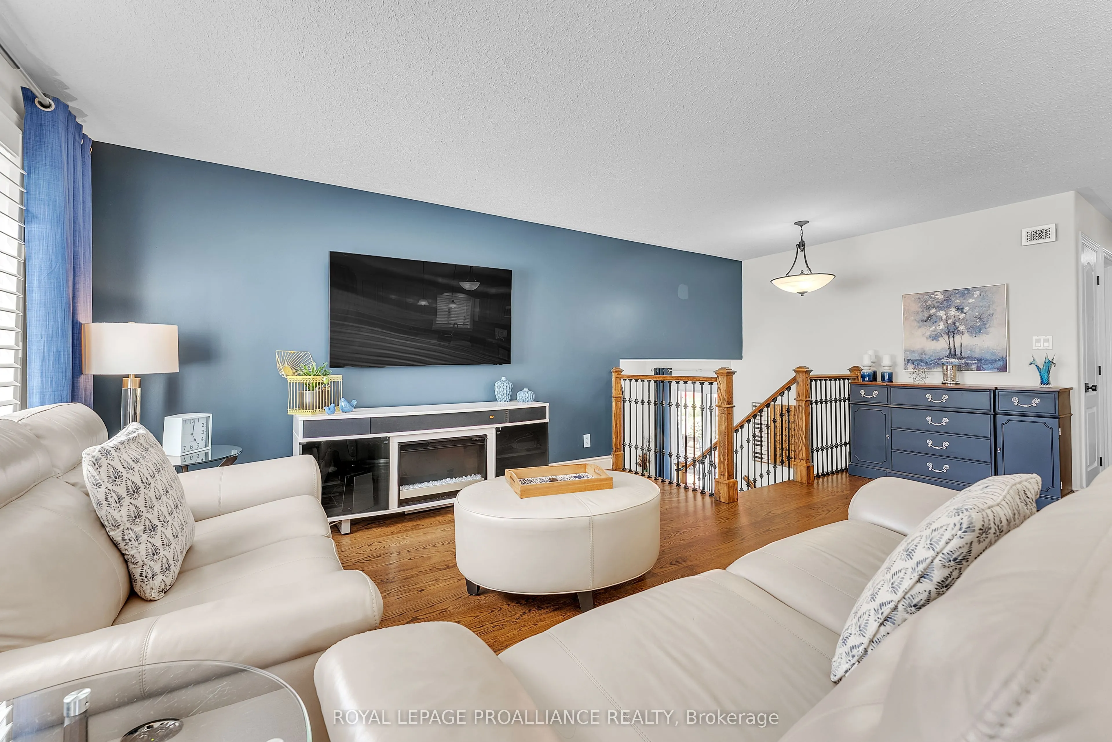 21859 Loyalist Parkway