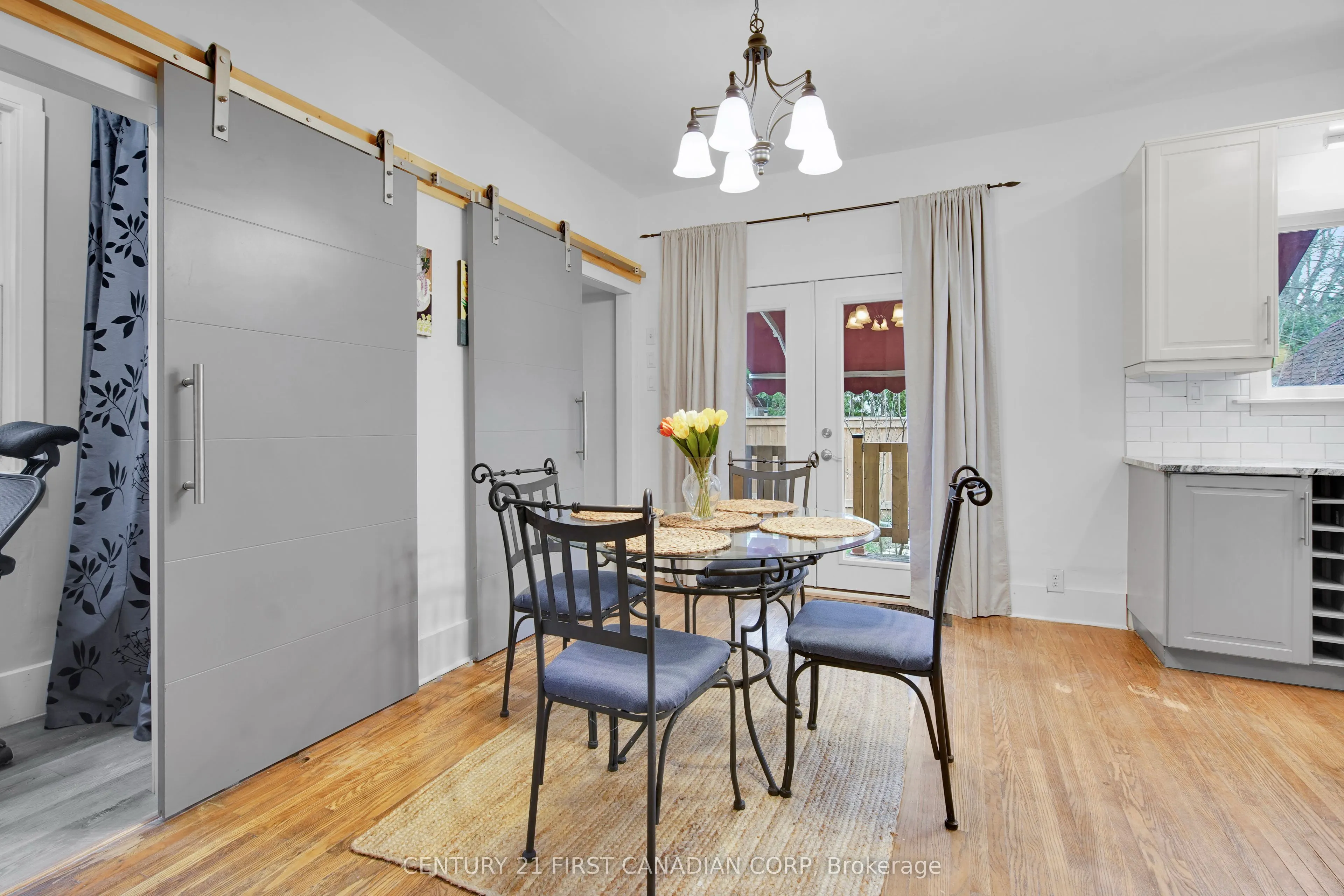 353 Cheapside Street