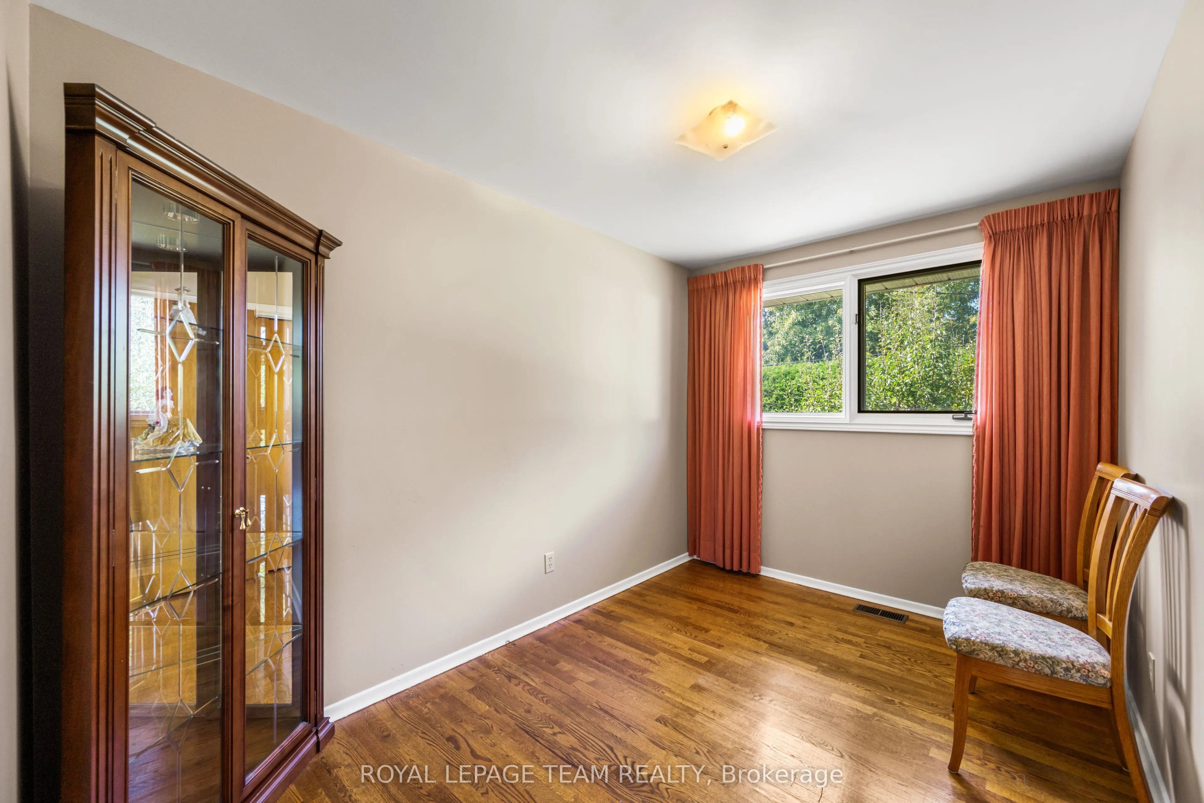 5 Spring Garden Avenue