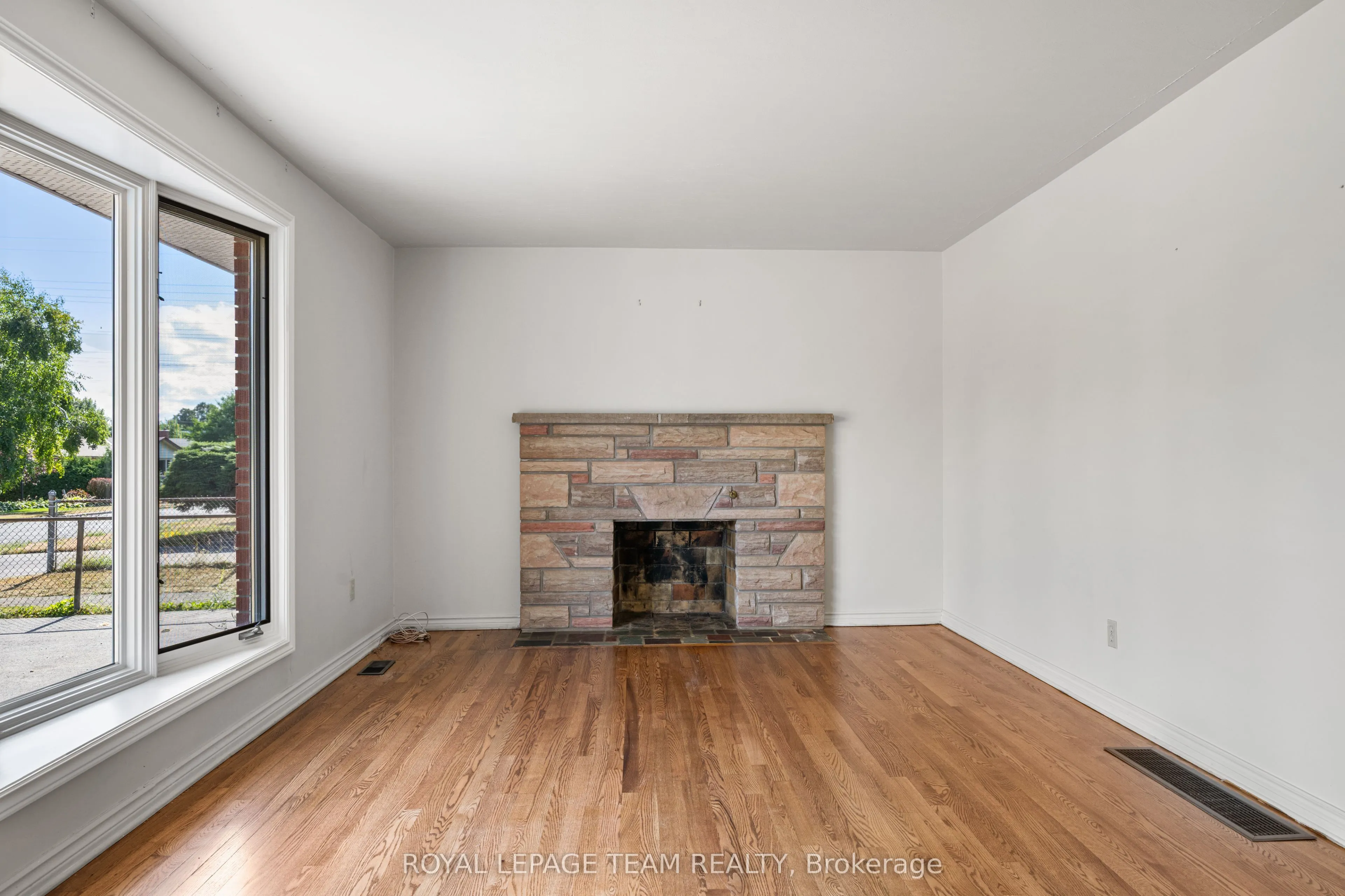 5 Spring Garden Avenue