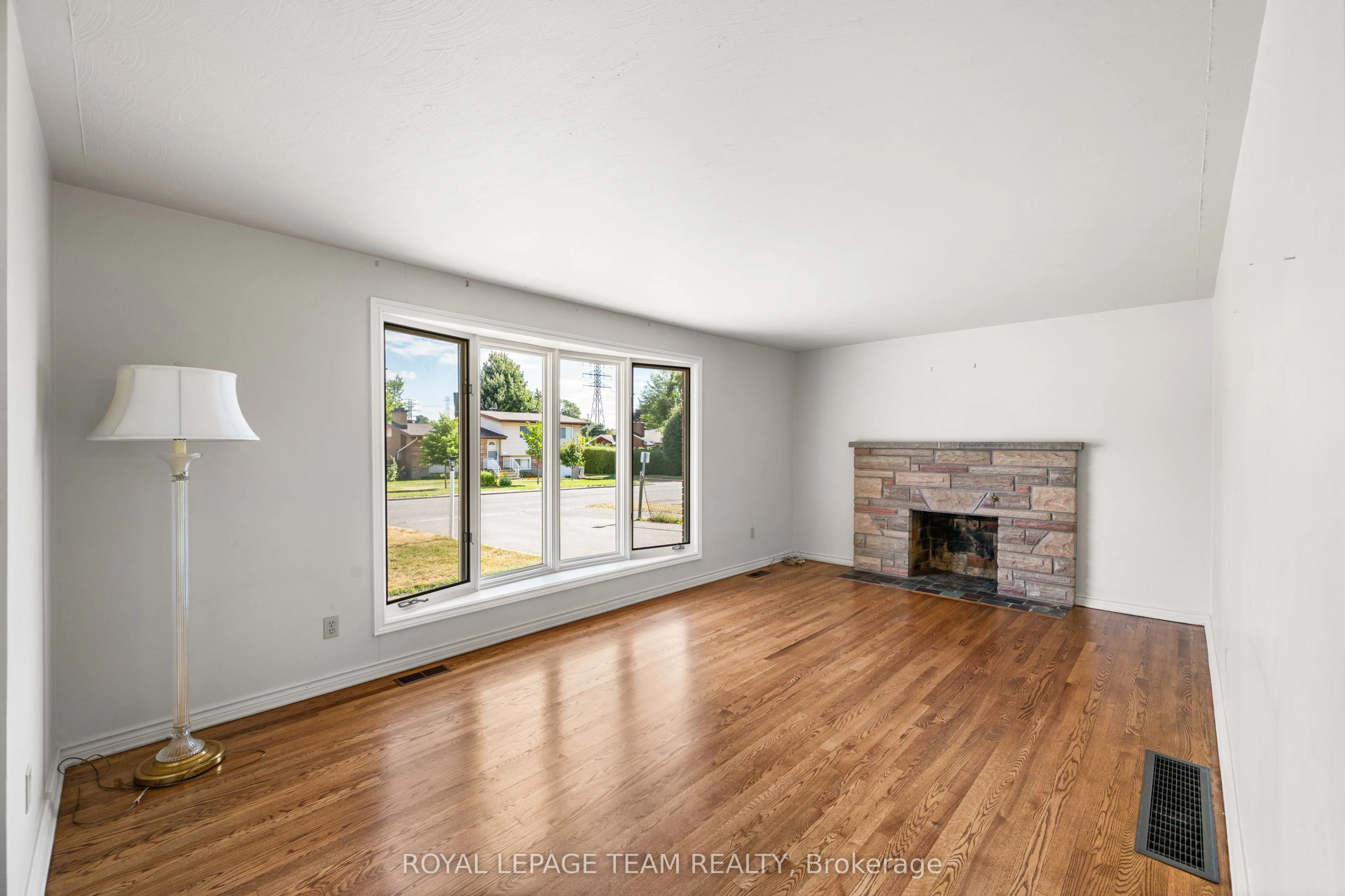 5 Spring Garden Avenue