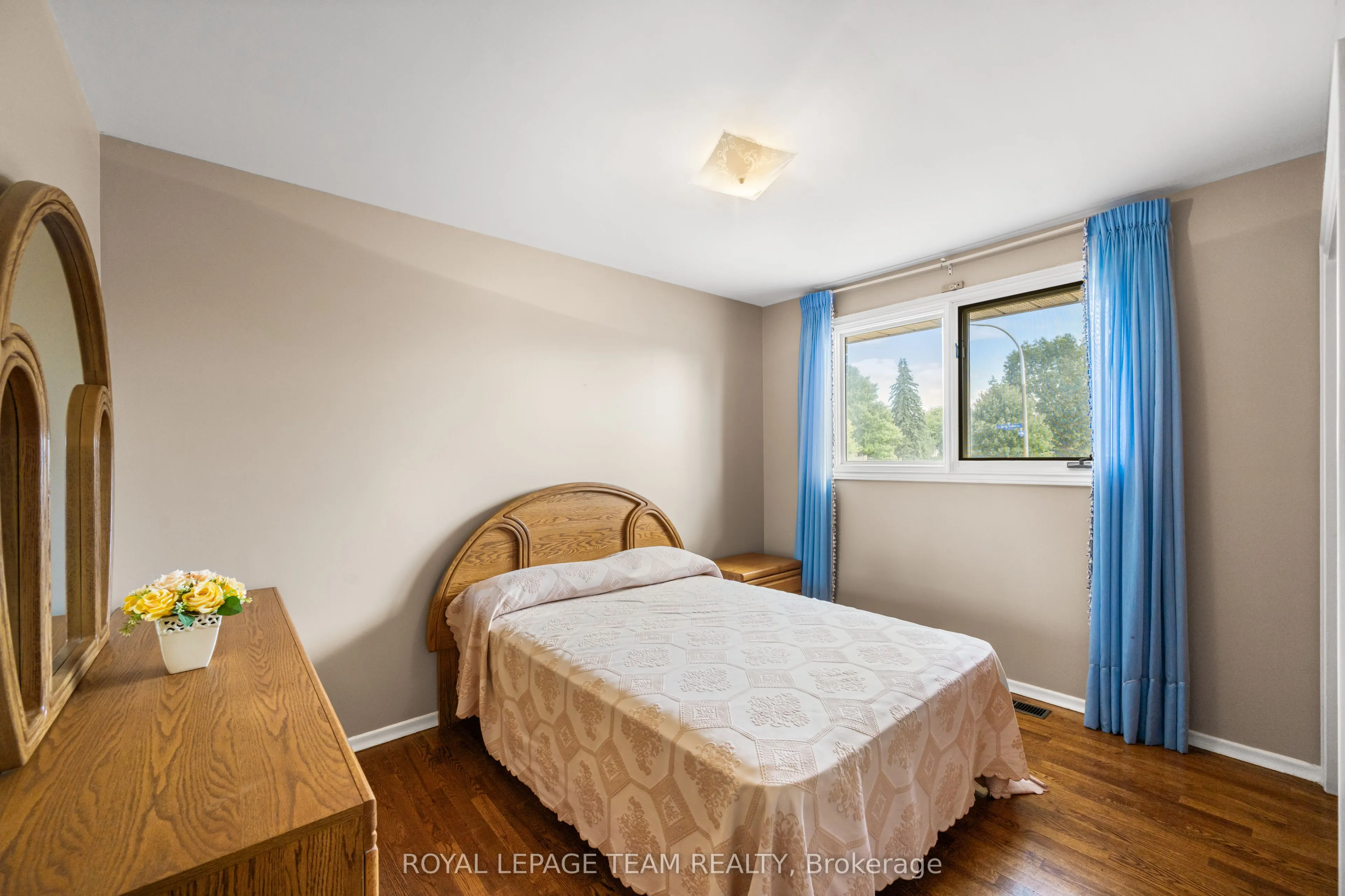5 Spring Garden Avenue