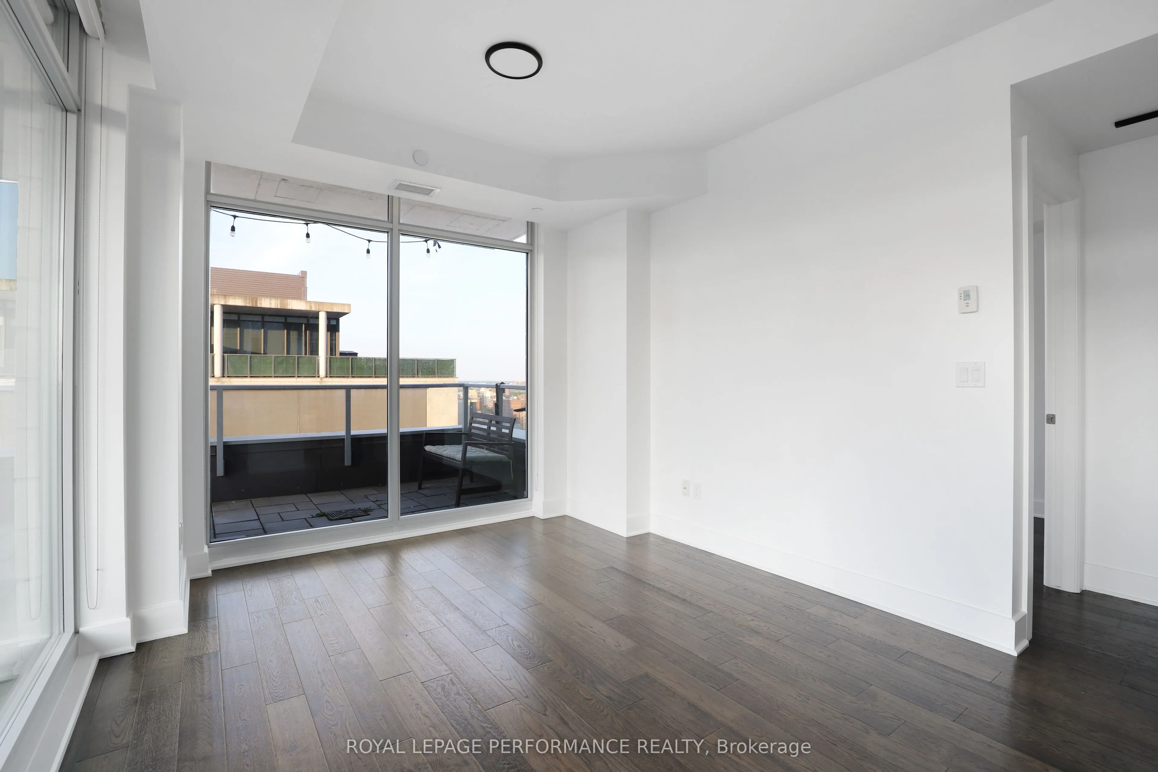 255 Bay Street, #1603