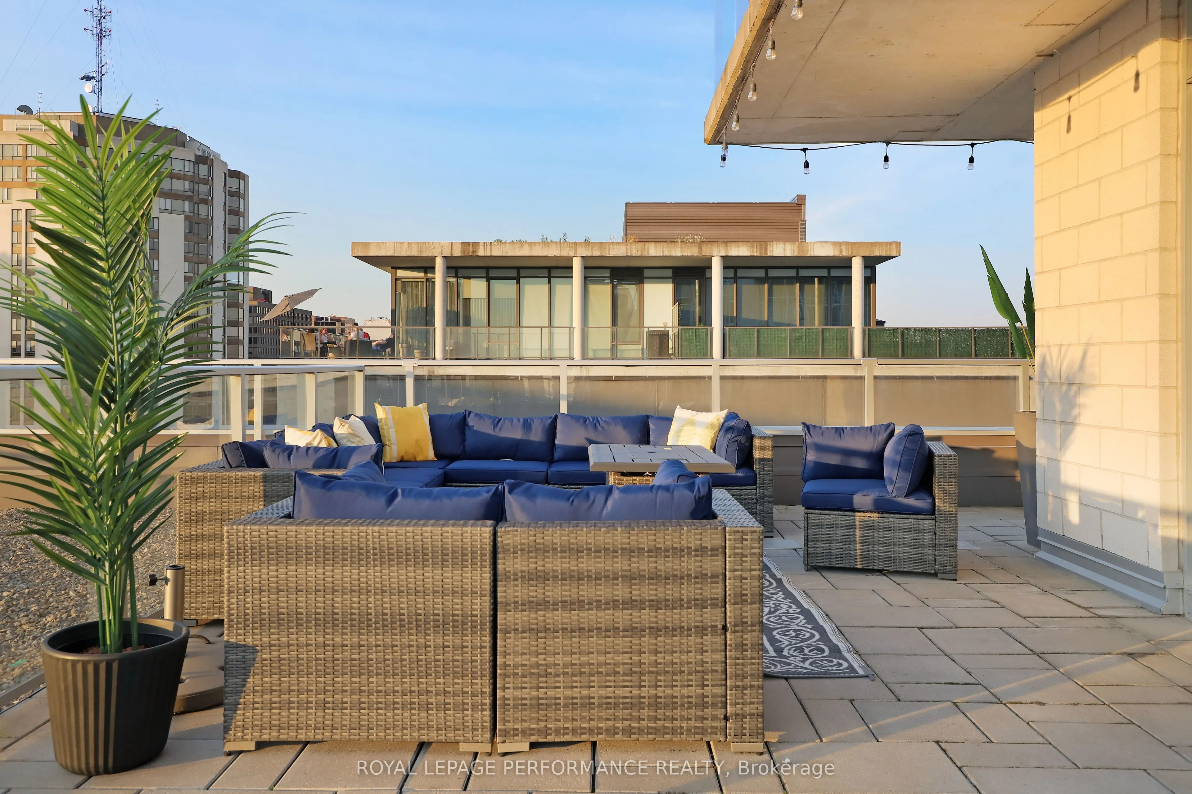 255 Bay Street, #1603