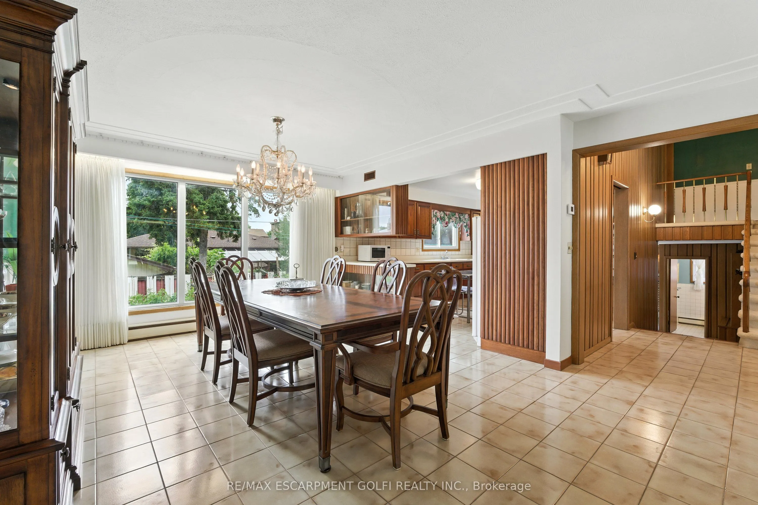 16 Southill Drive