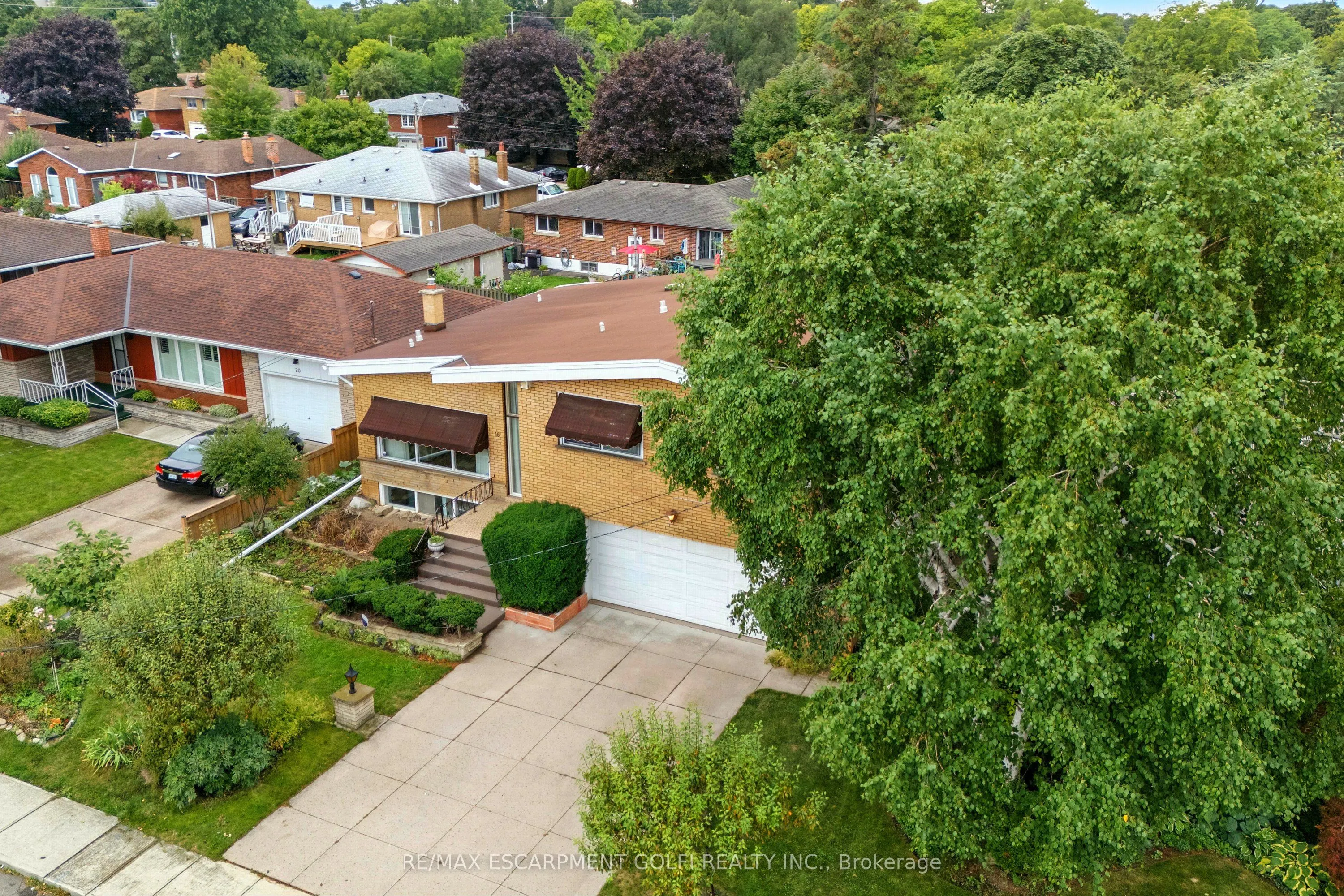16 Southill Drive