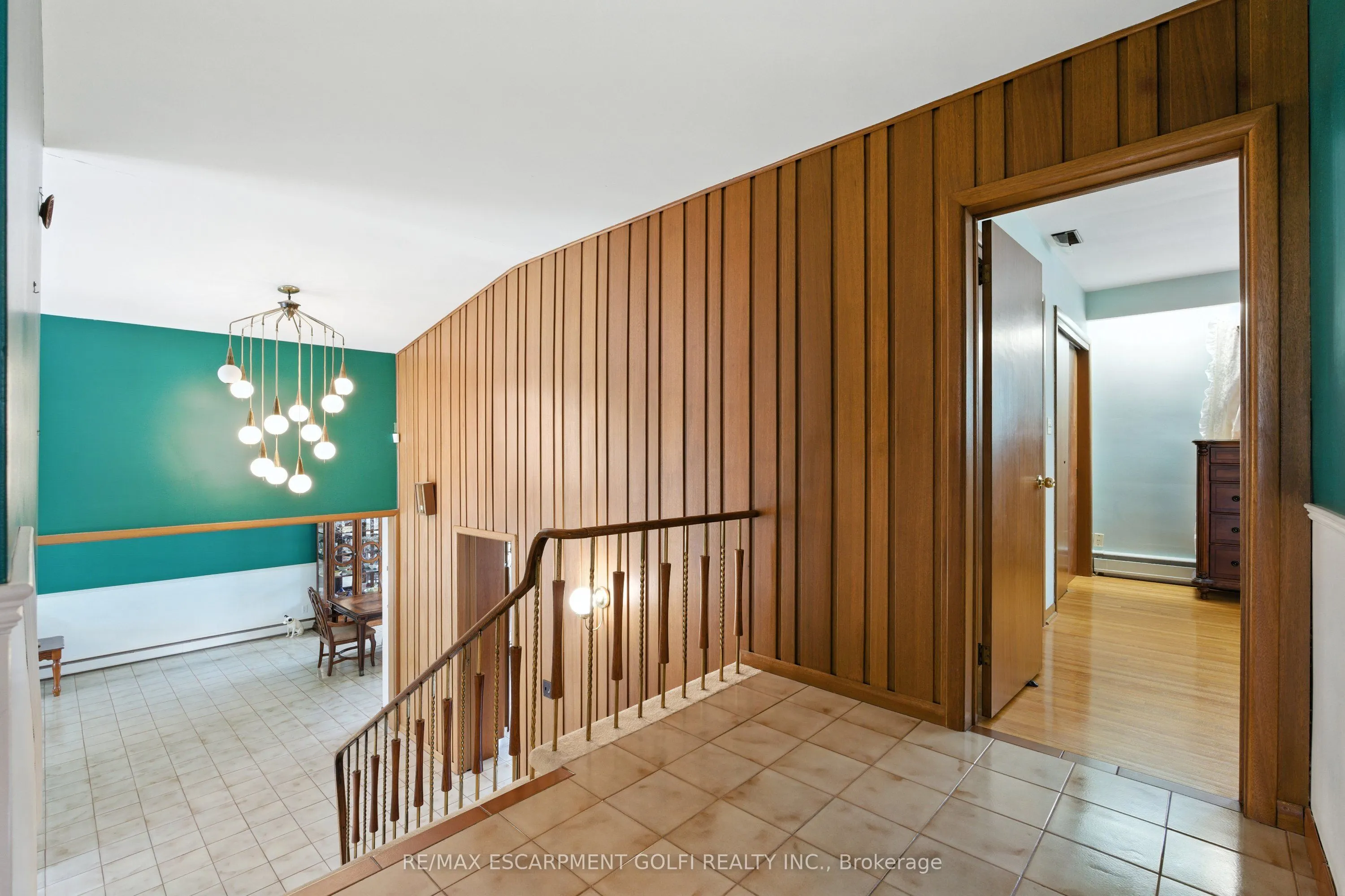 16 Southill Drive