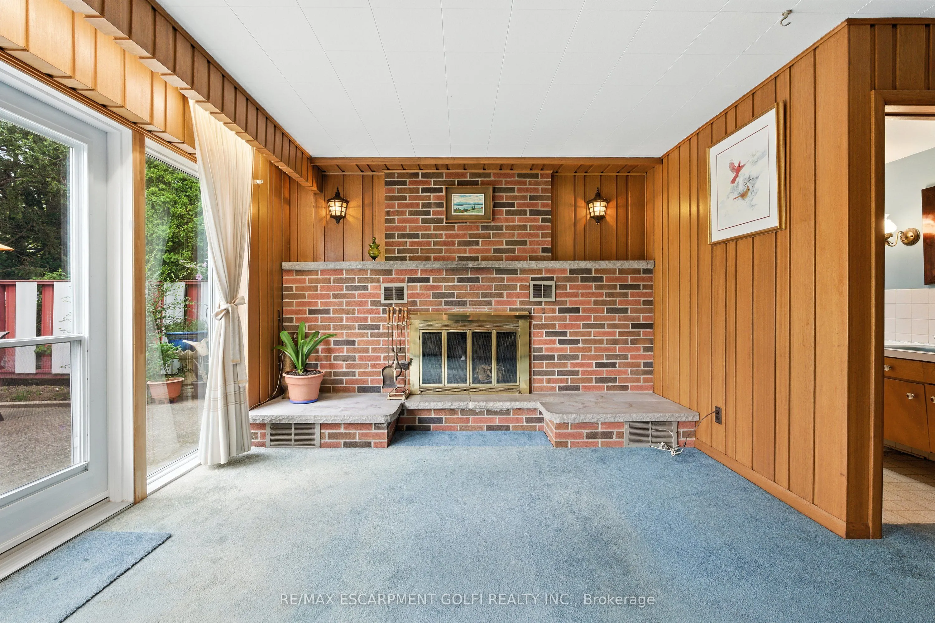 16 Southill Drive