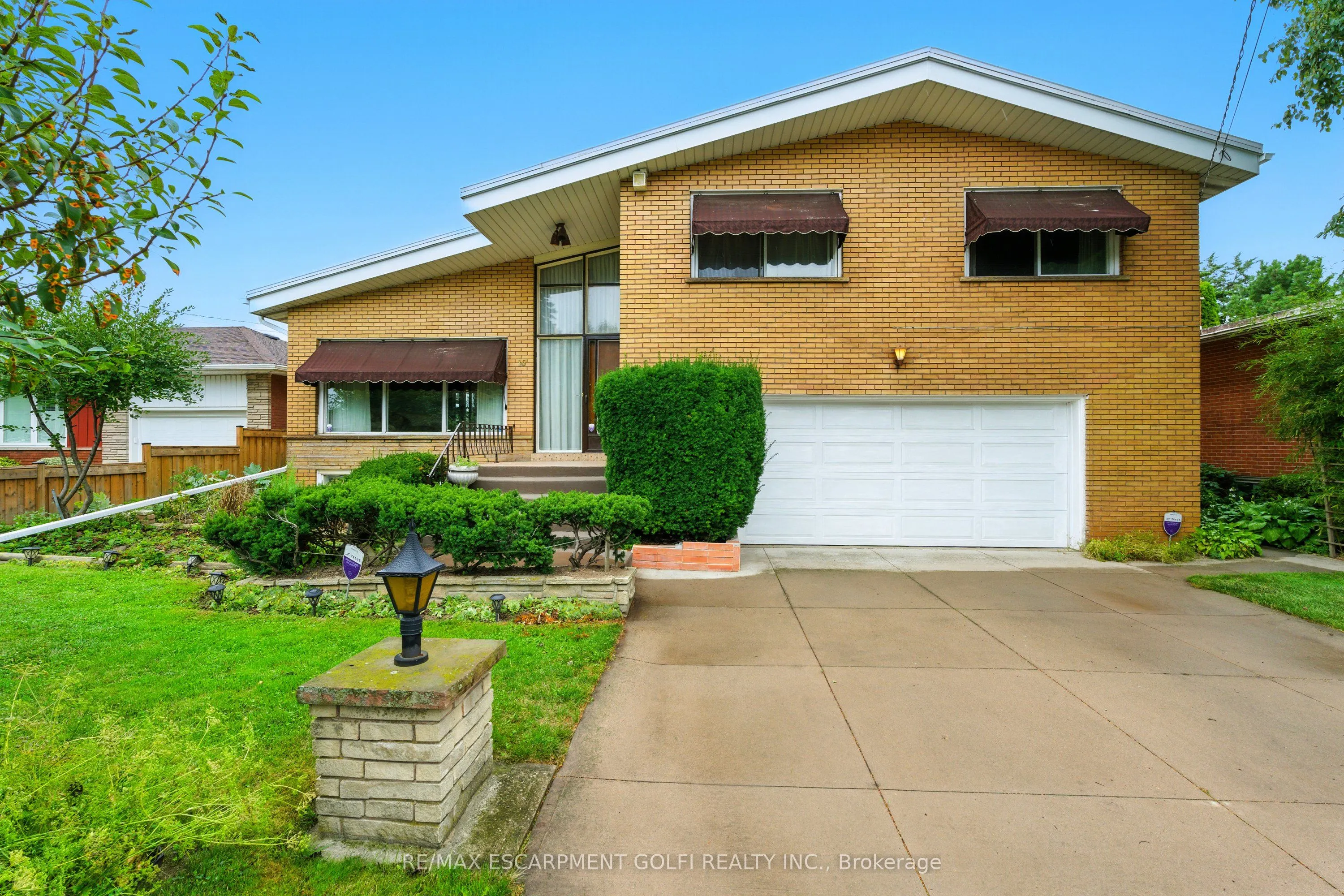 16 Southill Drive