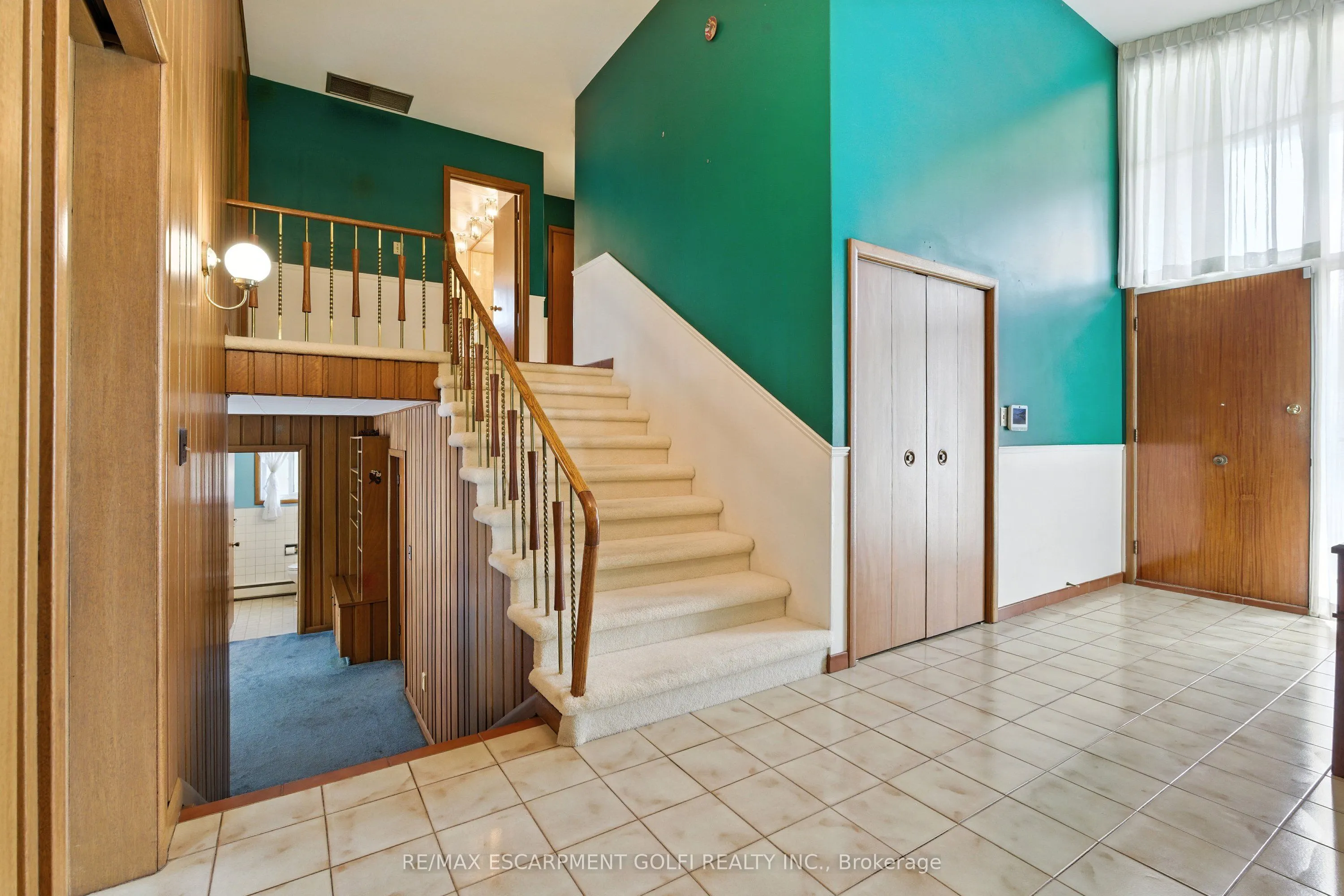 16 Southill Drive