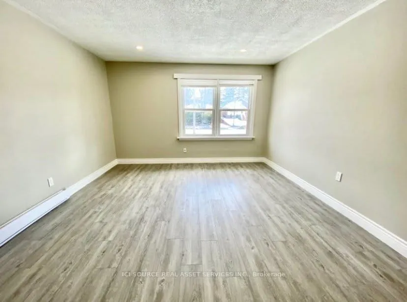 1263 Clonsilla Avenue, #B