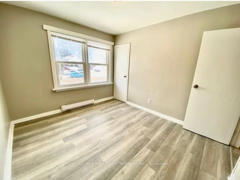 1263 Clonsilla Avenue, #B