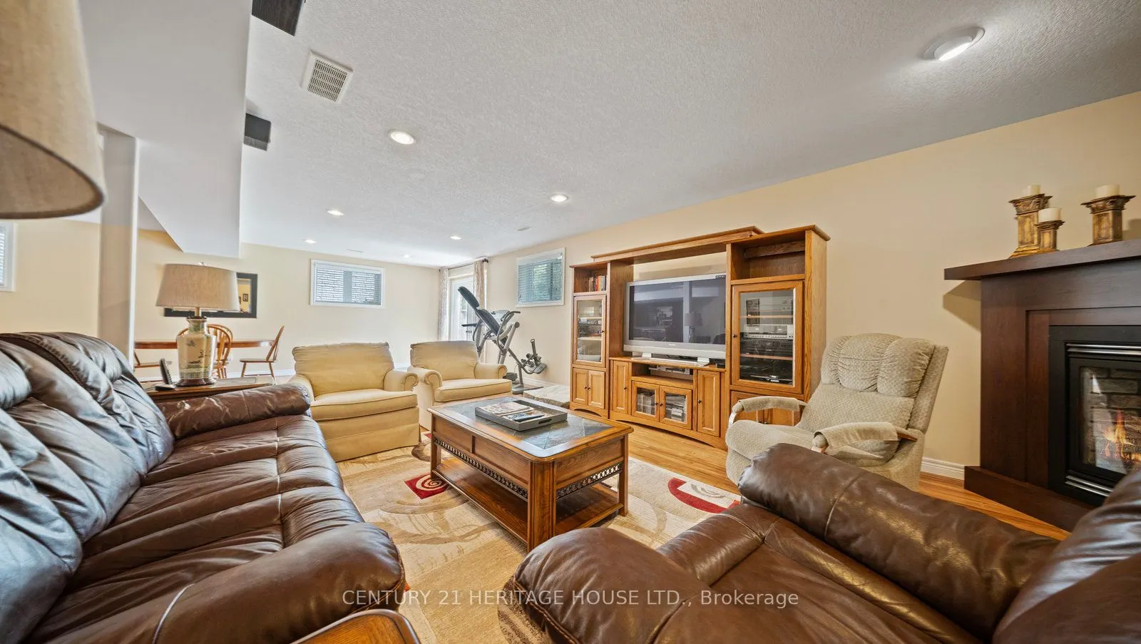424 Lakeview Drive