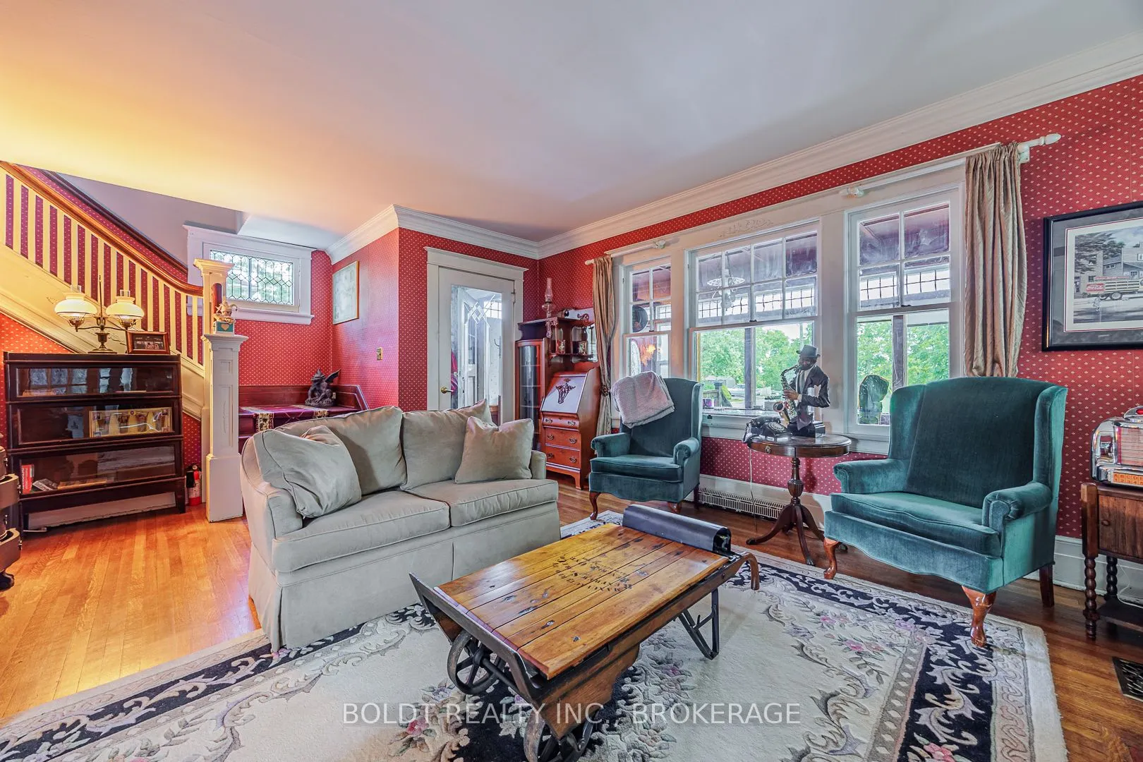 61 WELLAND Street S