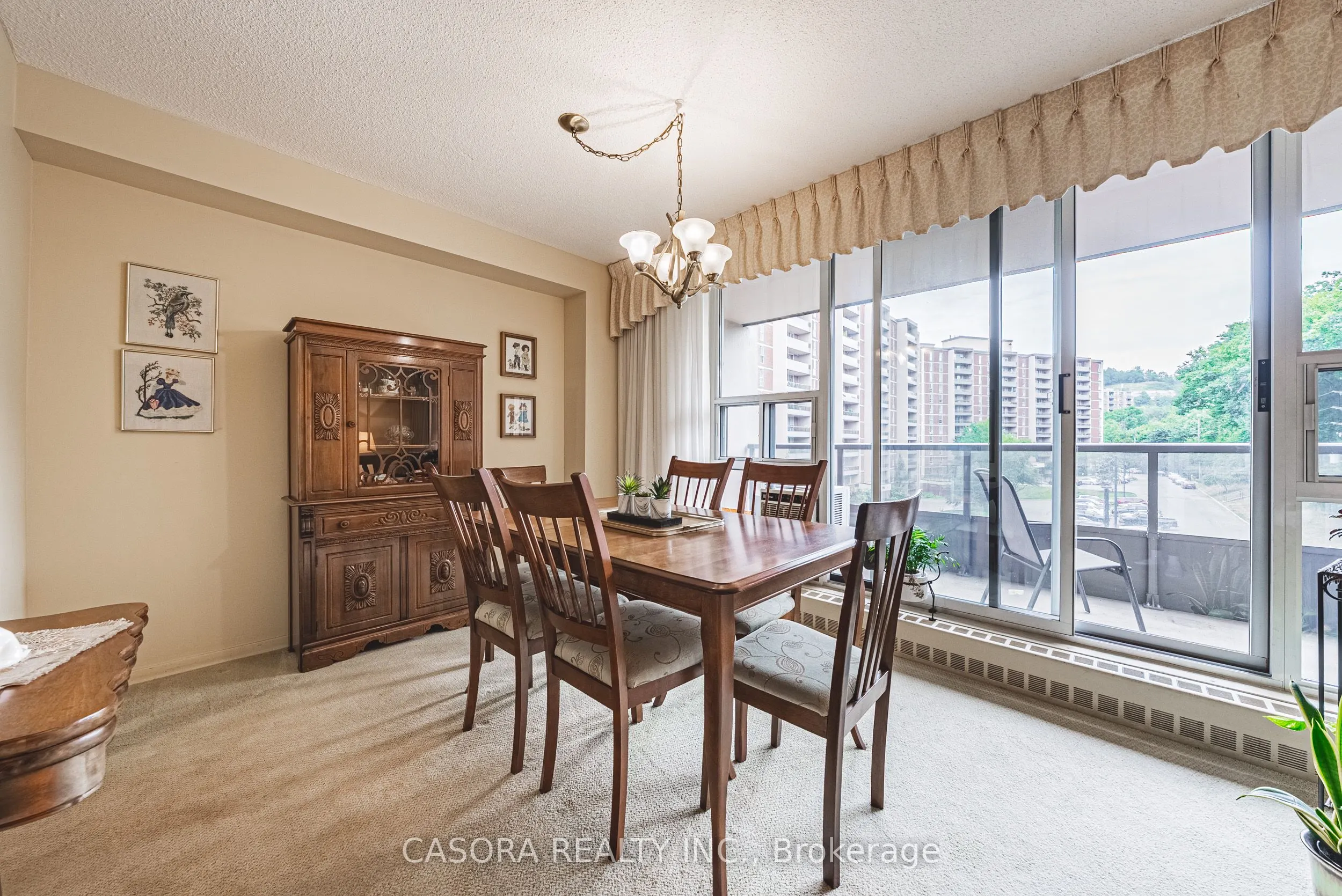 1968 Main Street W, #707