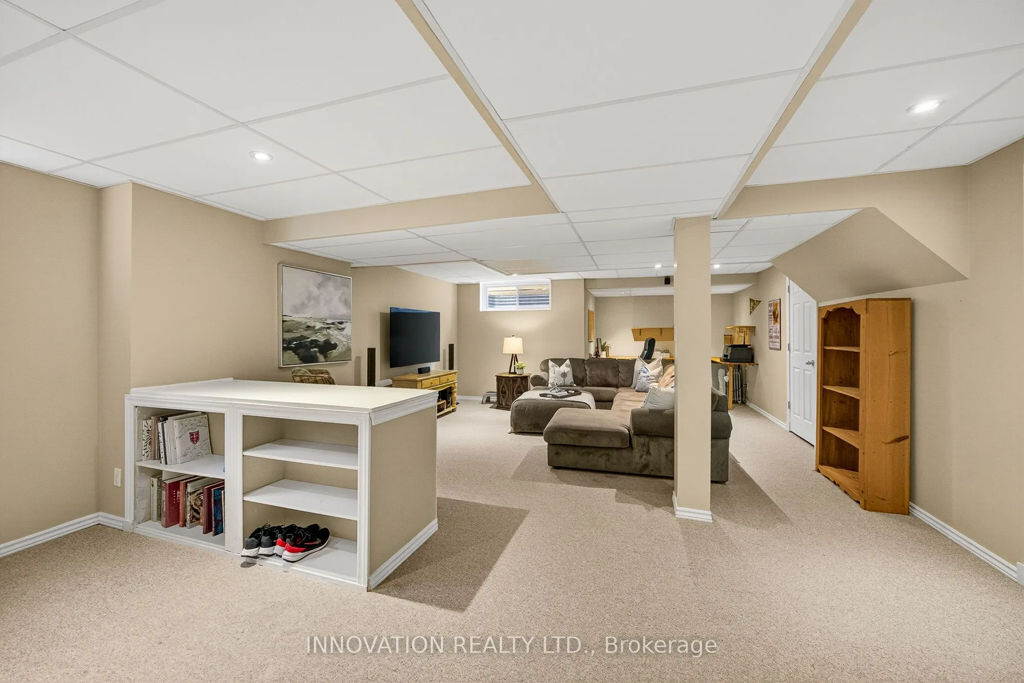 3719 Twin Falls Place