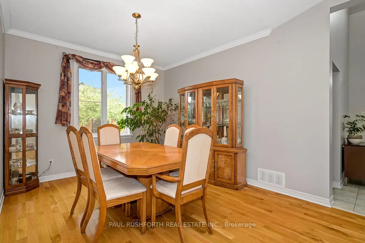 48 Greenhaven Crescent