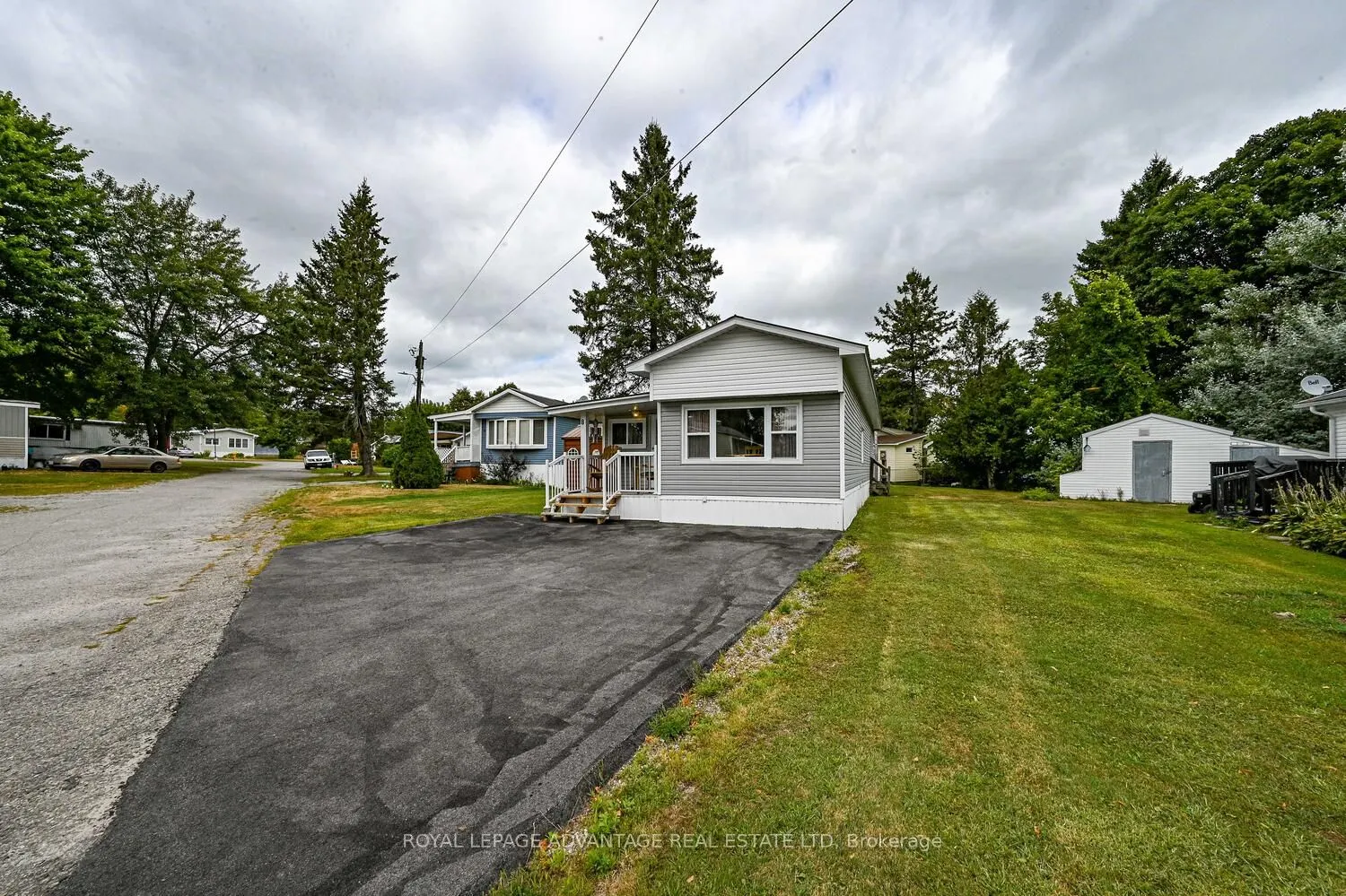 8 Bridle Path N