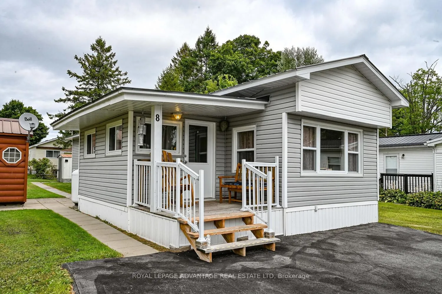 8 Bridle Path N
