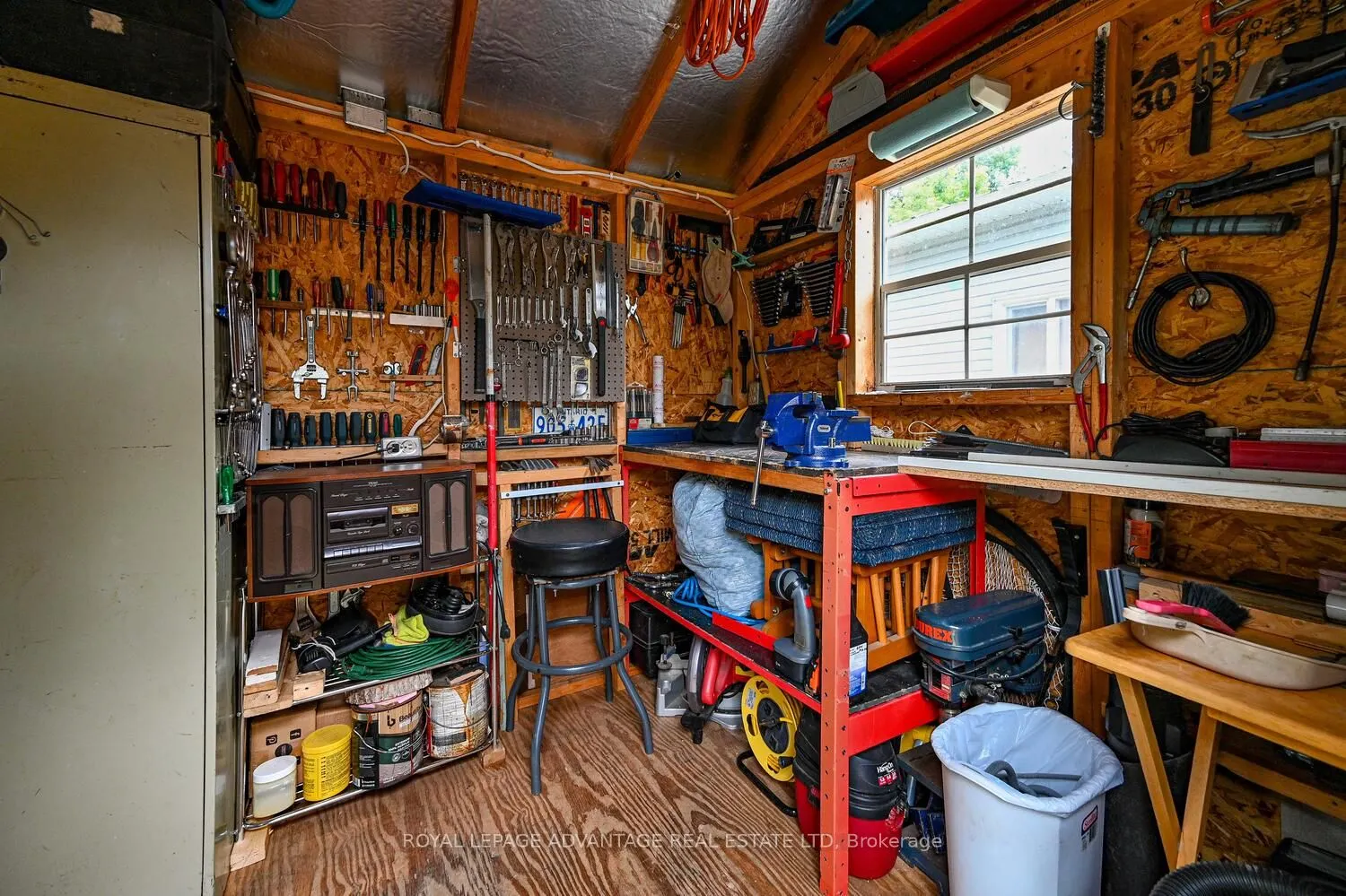 8 Bridle Path N