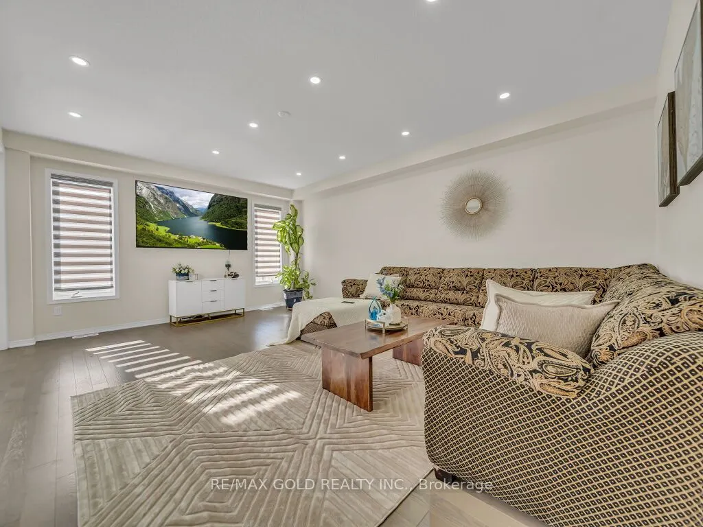 219 Dolman Street