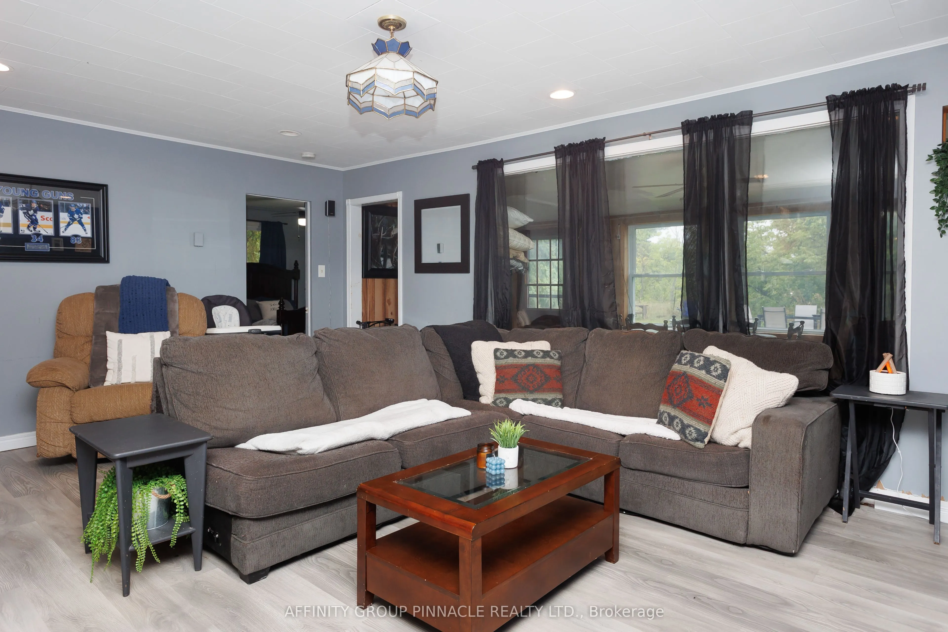 828 Northline Road