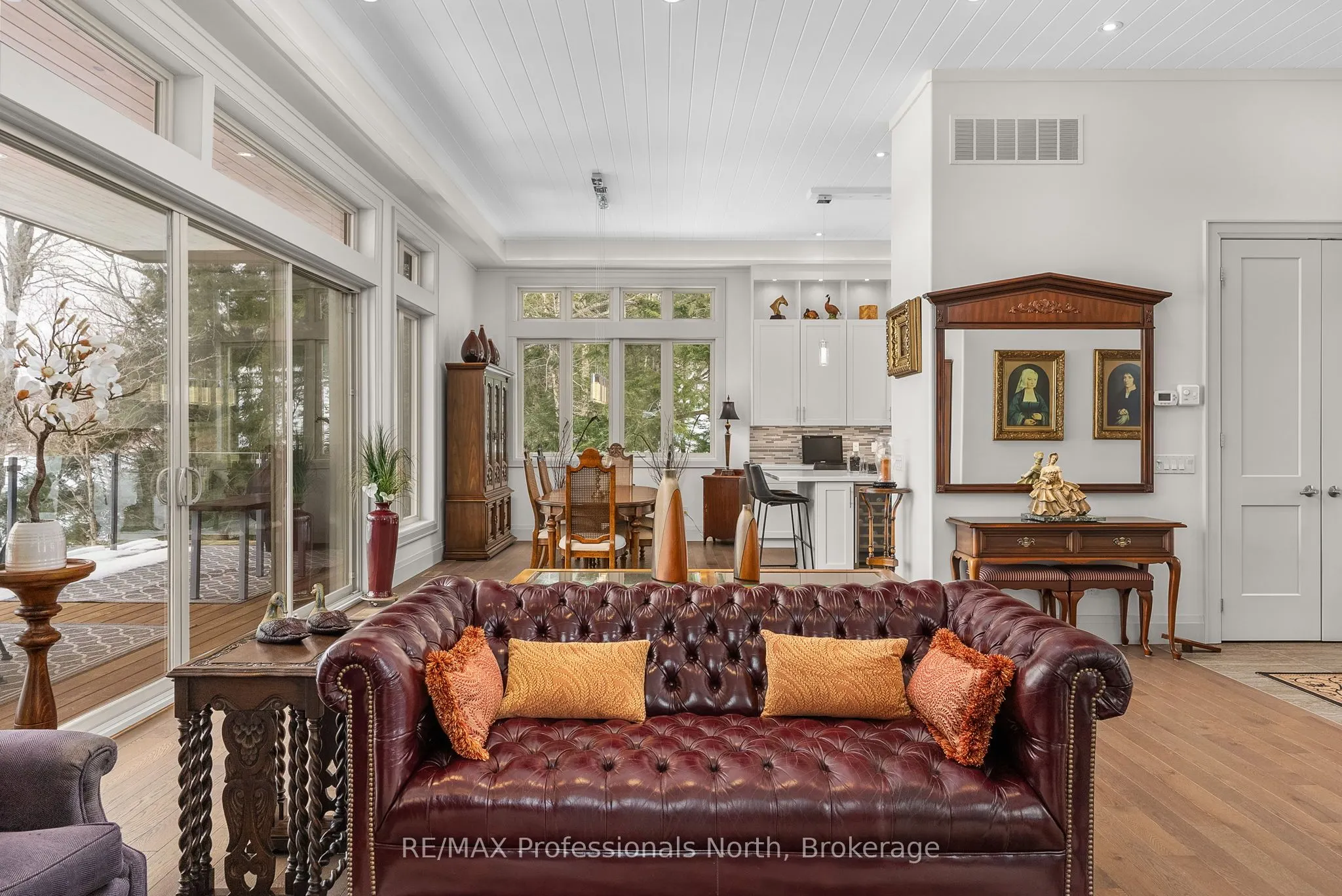 41 Clubhouse Drive