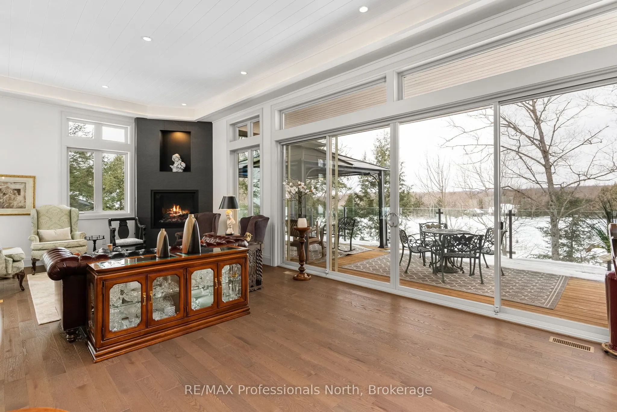 41 Clubhouse Drive