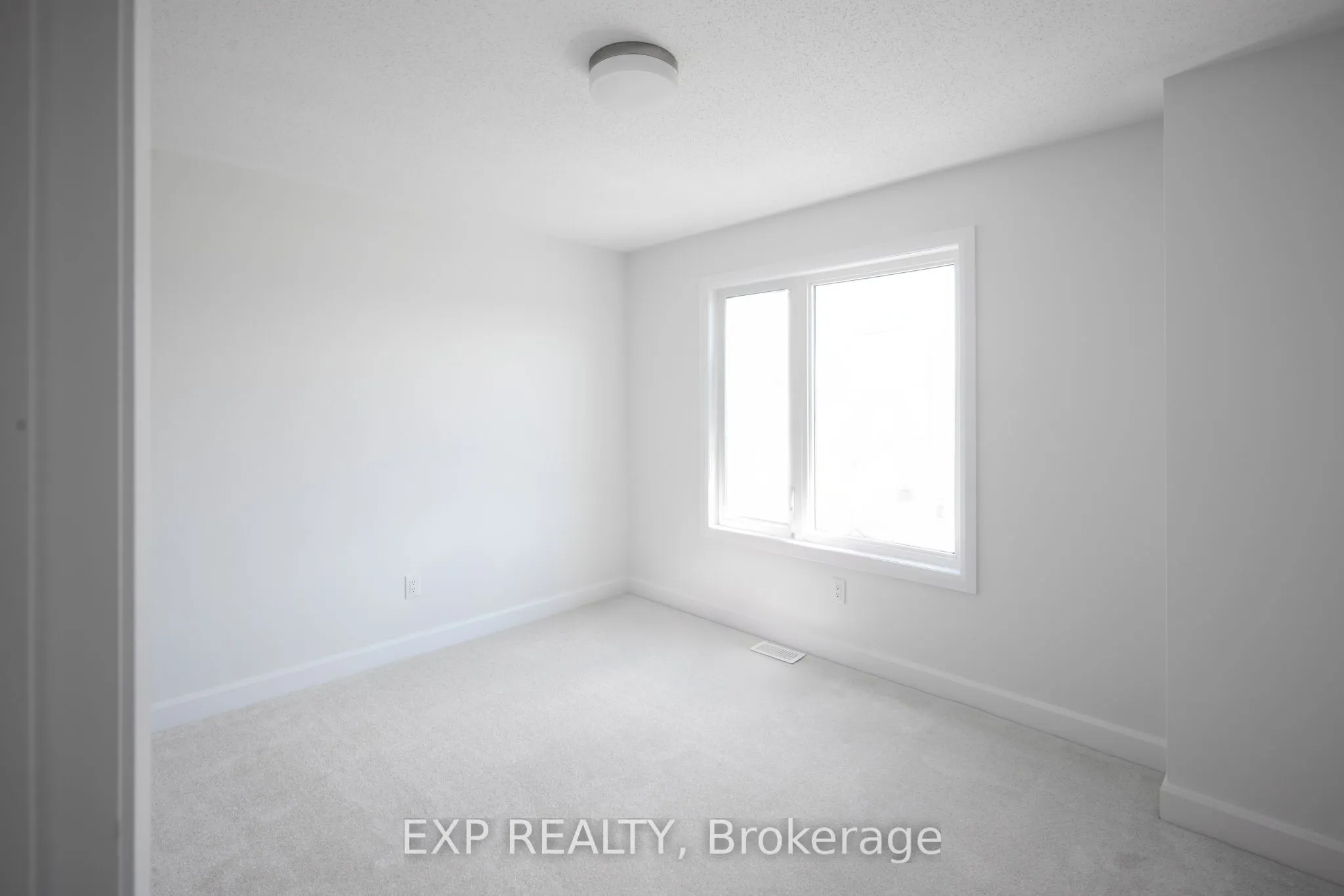 509 Roundhouse Crescent