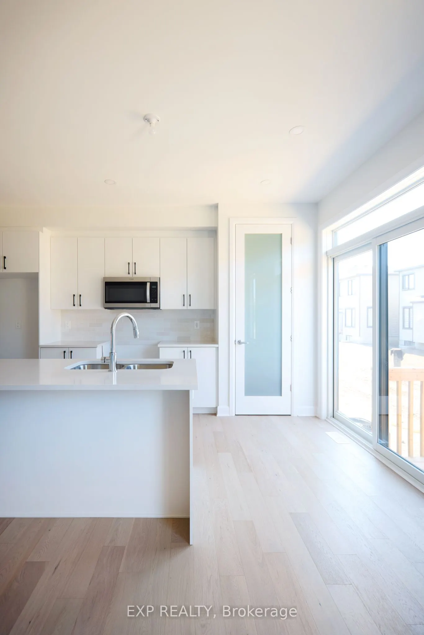 509 Roundhouse Crescent