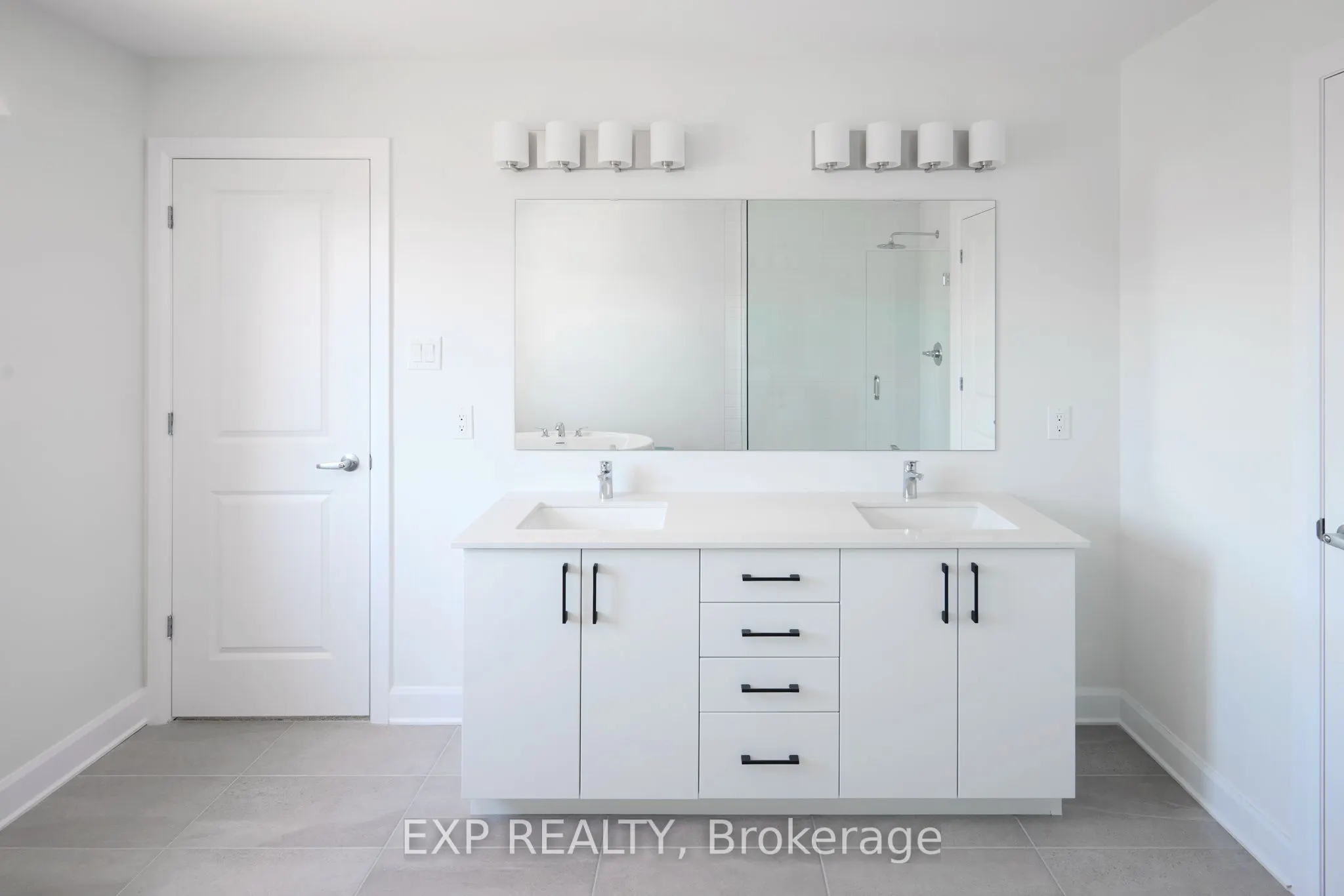 509 Roundhouse Crescent