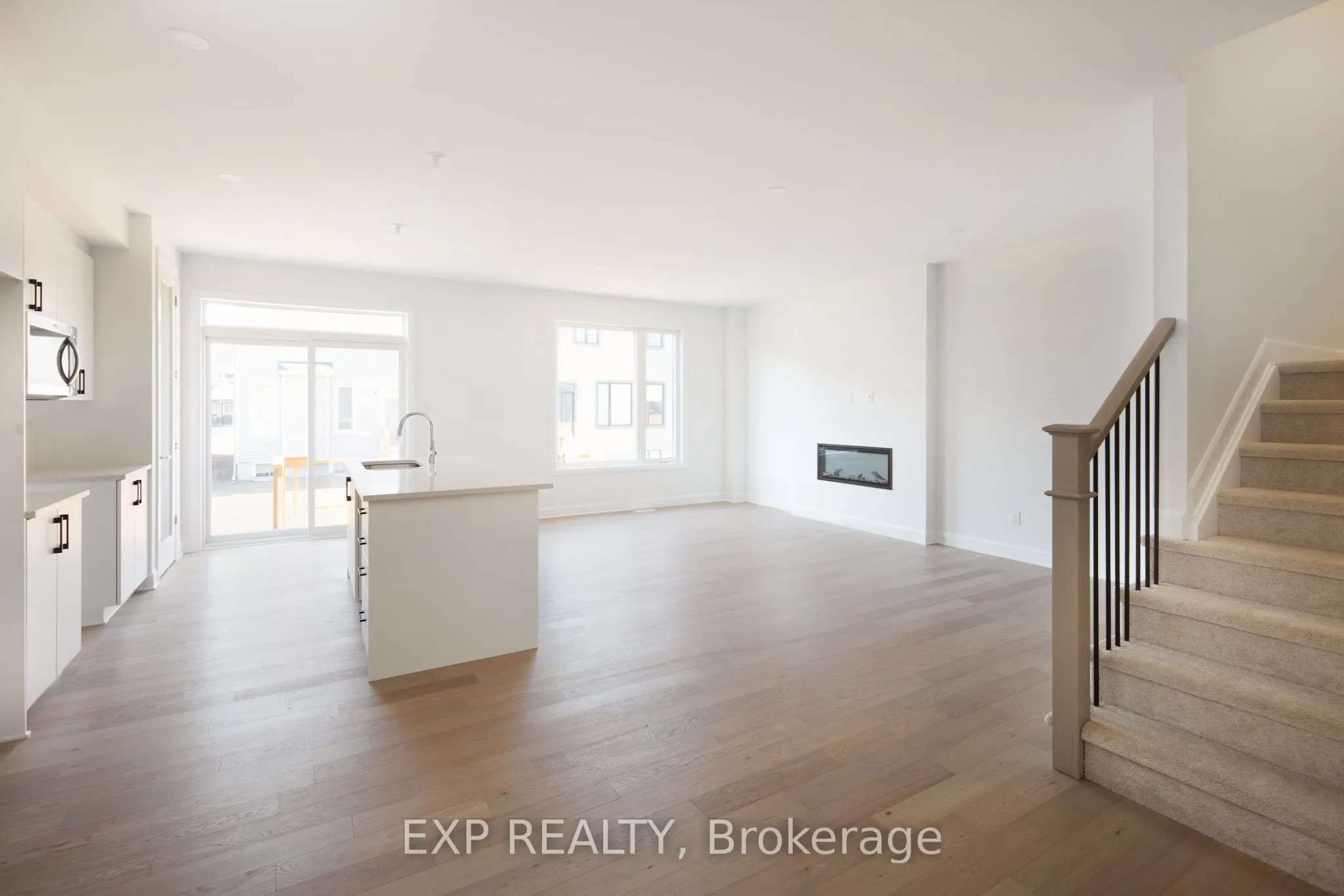 509 Roundhouse Crescent