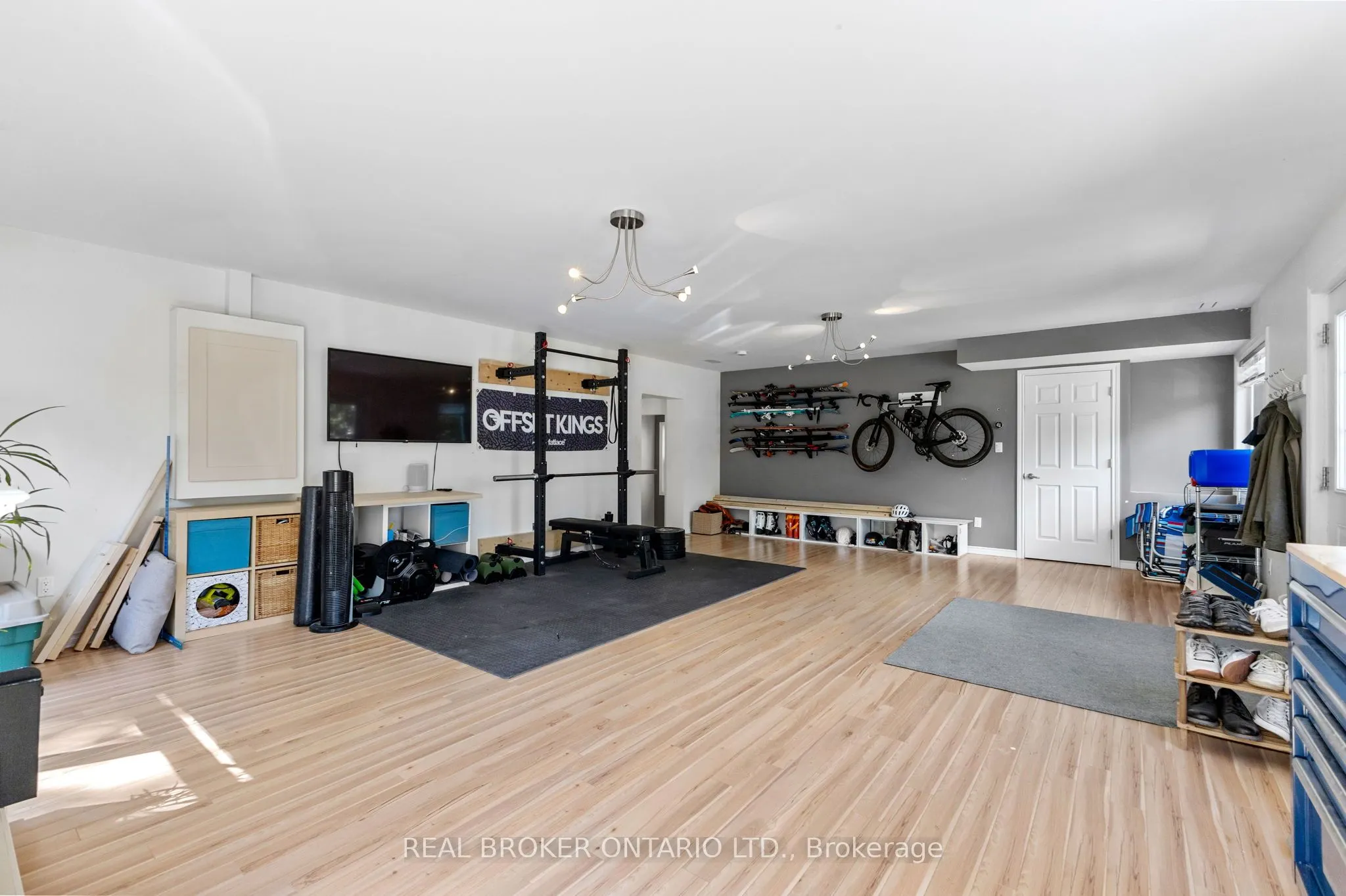660 Bayview Drive