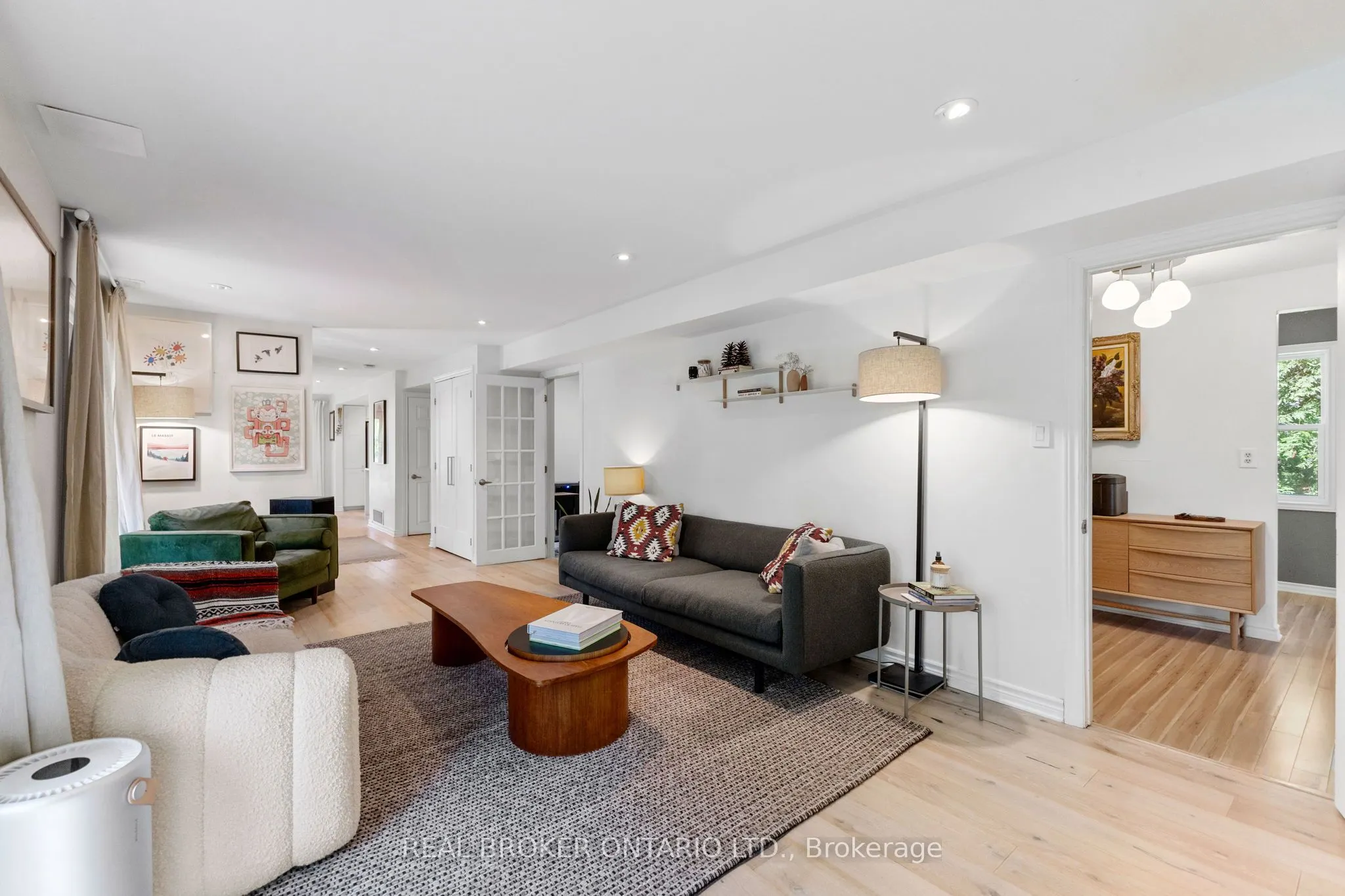 660 Bayview Drive