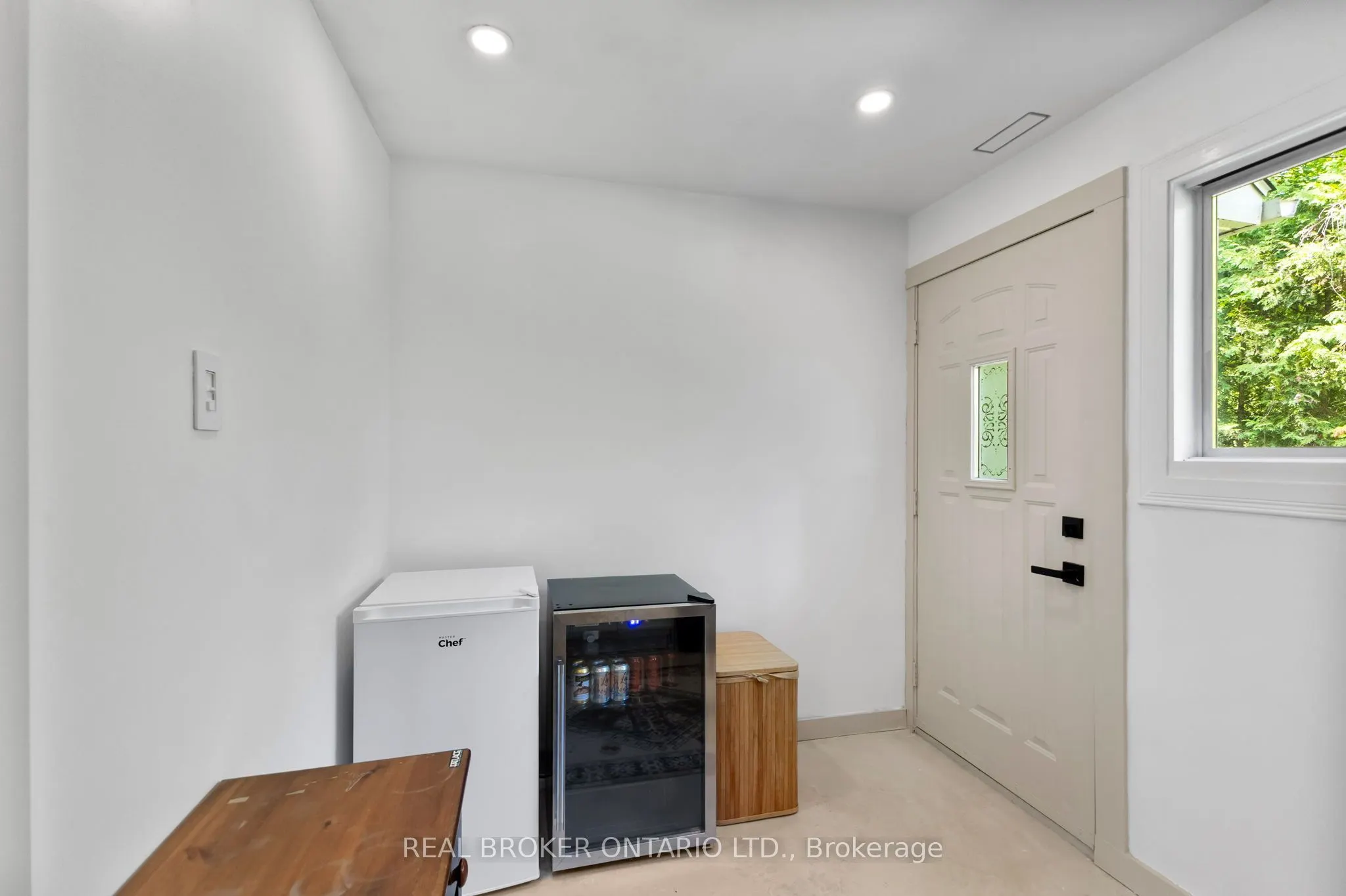 660 Bayview Drive